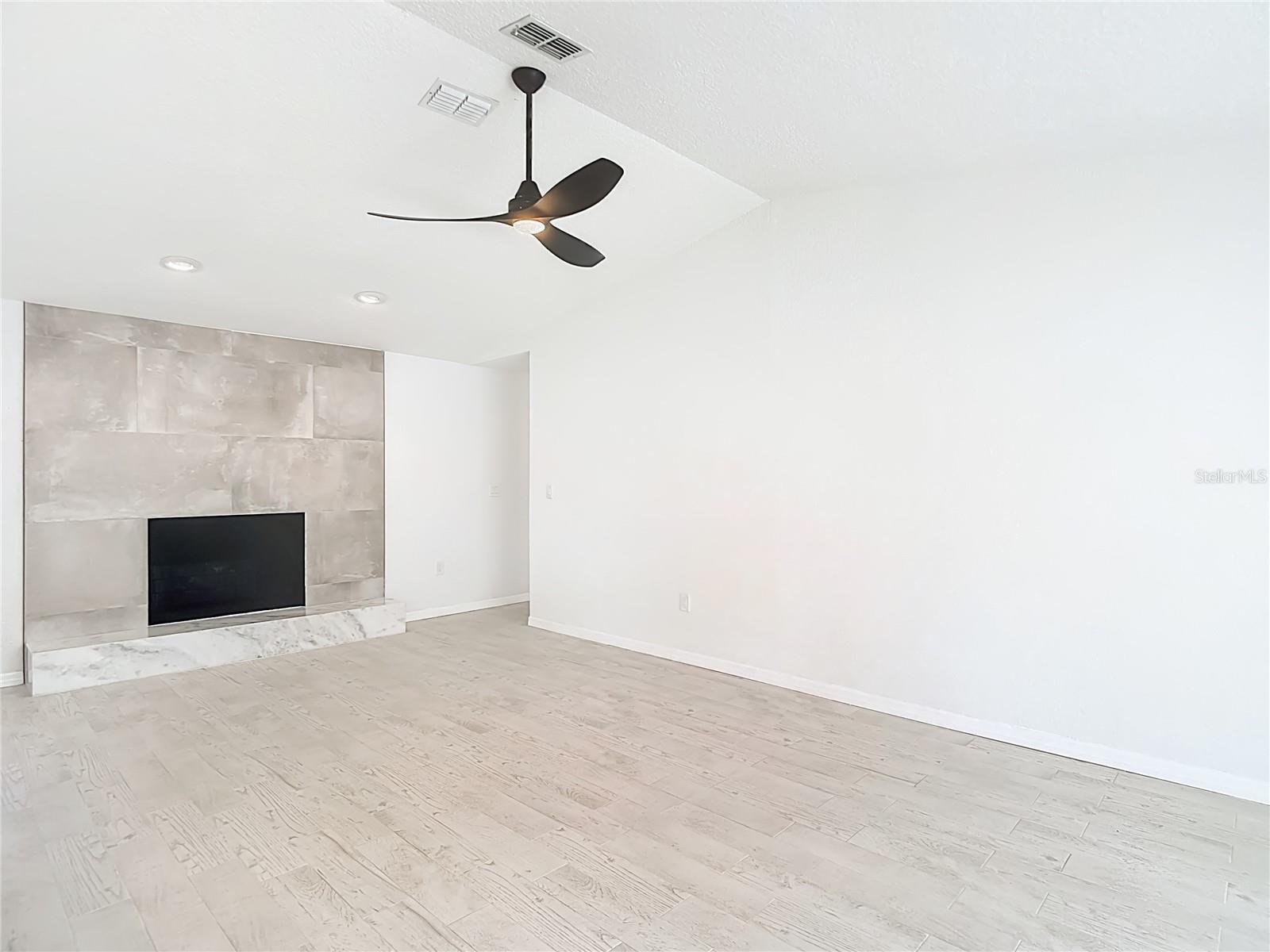 7478 DUNDEE WAY, WEEKI WACHEE, FL, 34613