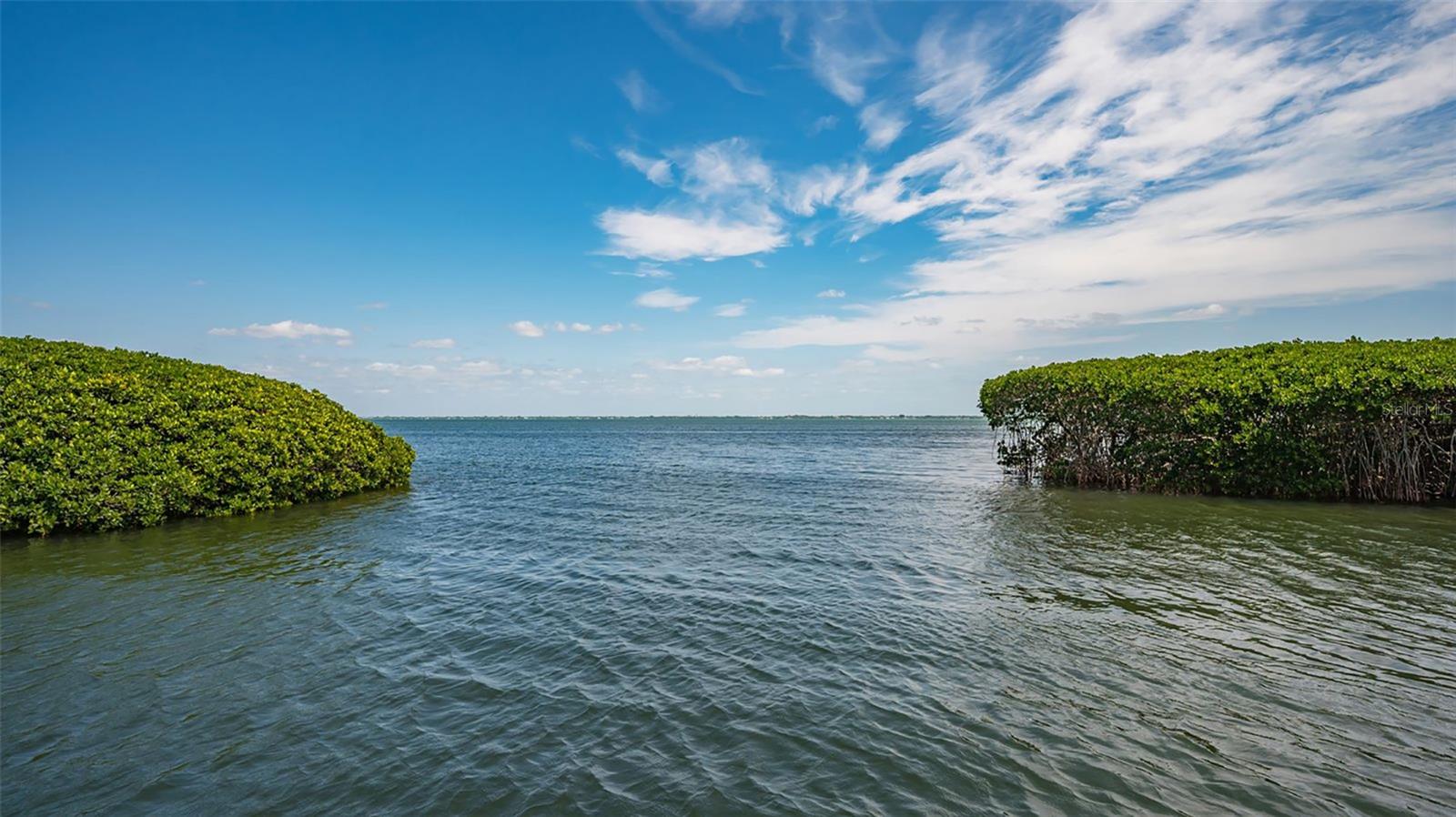 2110 HARBOURSIDE DR #536, LONGBOAT KEY, FL, 34228