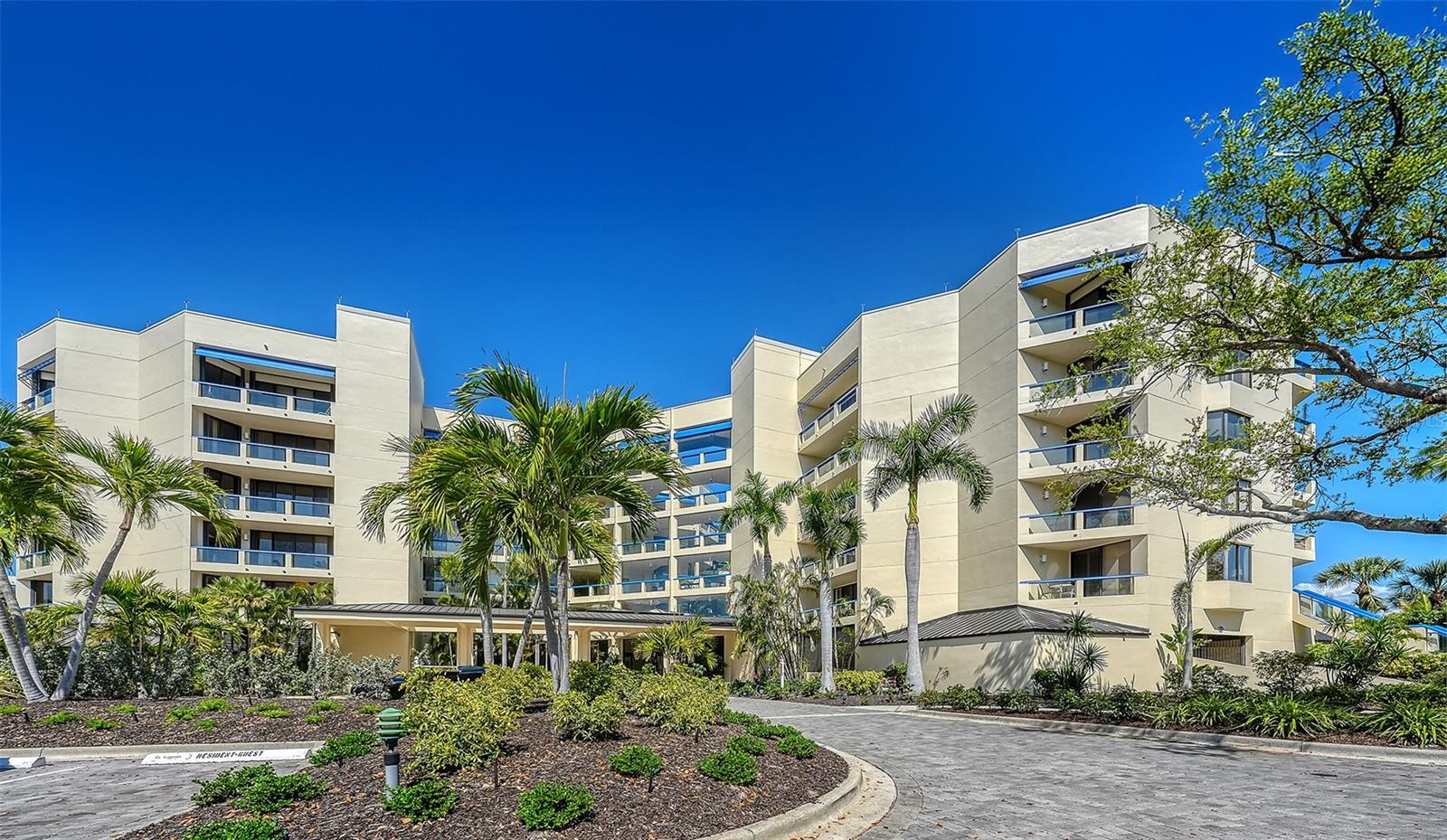 2110 HARBOURSIDE DR #536, LONGBOAT KEY, FL, 34228