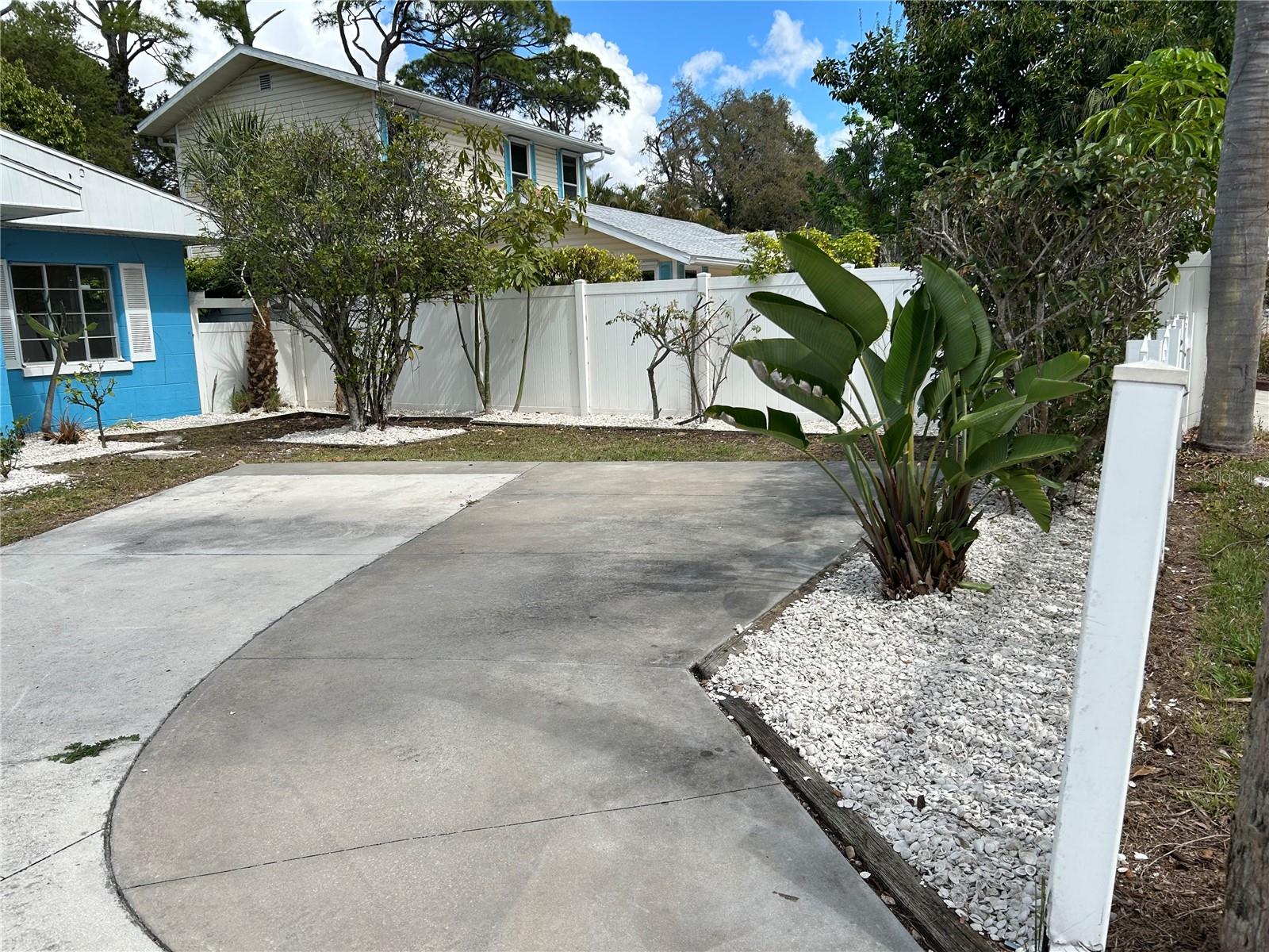 1037 40TH ST, SARASOTA, FL, 34234