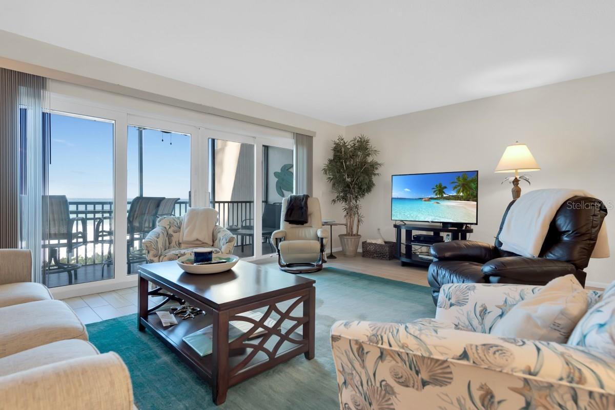 2312 GULF DR N #103, BRADENTON BEACH, FL, 34217