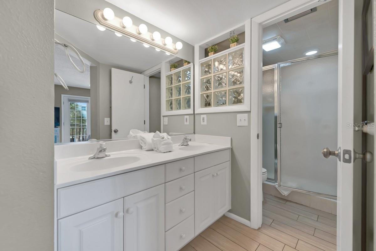 2312 GULF DR N #103, BRADENTON BEACH, FL, 34217