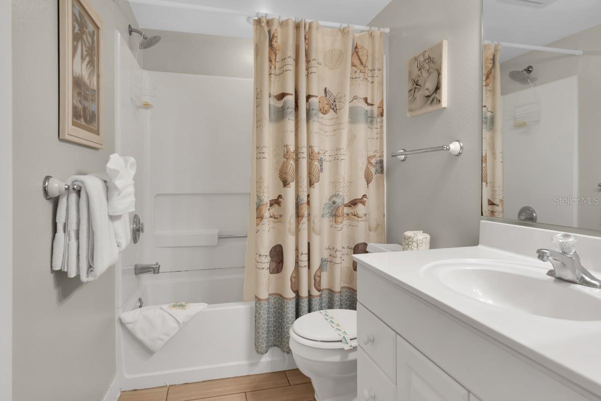 2312 GULF DR N #103, BRADENTON BEACH, FL, 34217