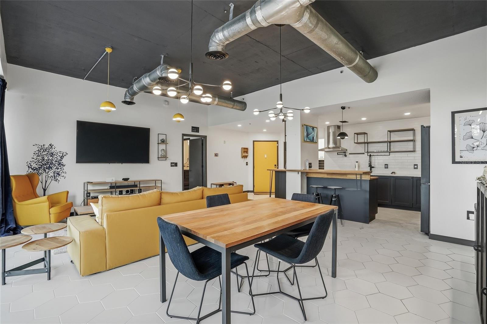 701 S MADISON AVE #116, CLEARWATER, FL, 33756