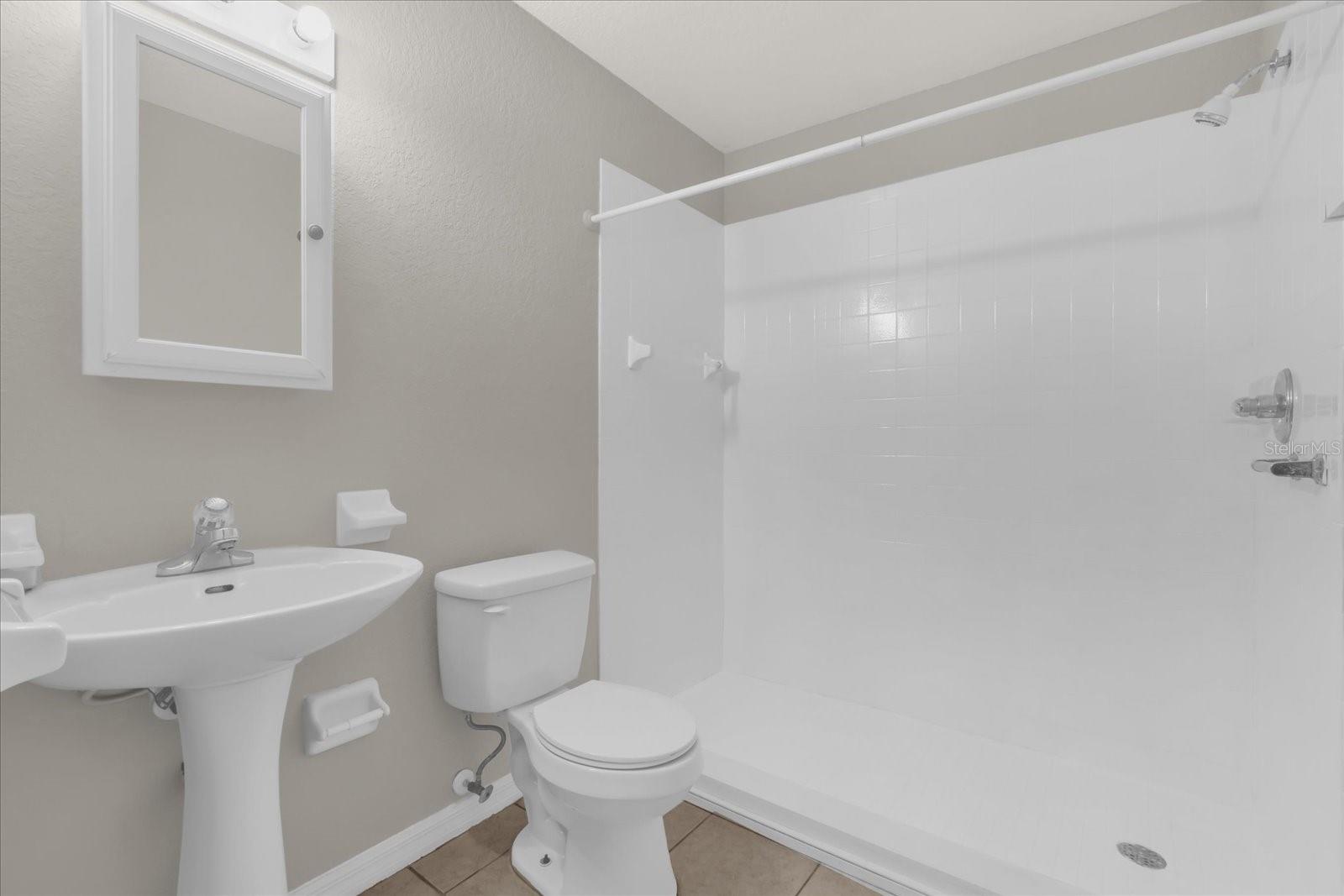 1240 NE 20TH ST, OCALA, FL, 34470