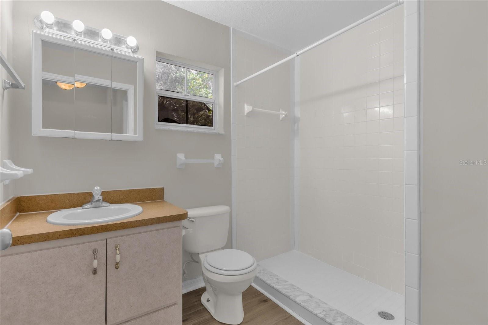 1240 NE 20TH ST, OCALA, FL, 34470