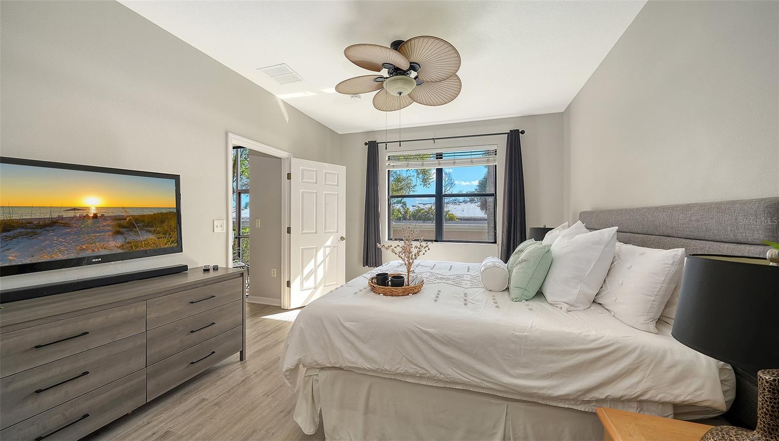 4303 VIA PIEDRA CIR #6-101, SARASOTA, FL, 34233