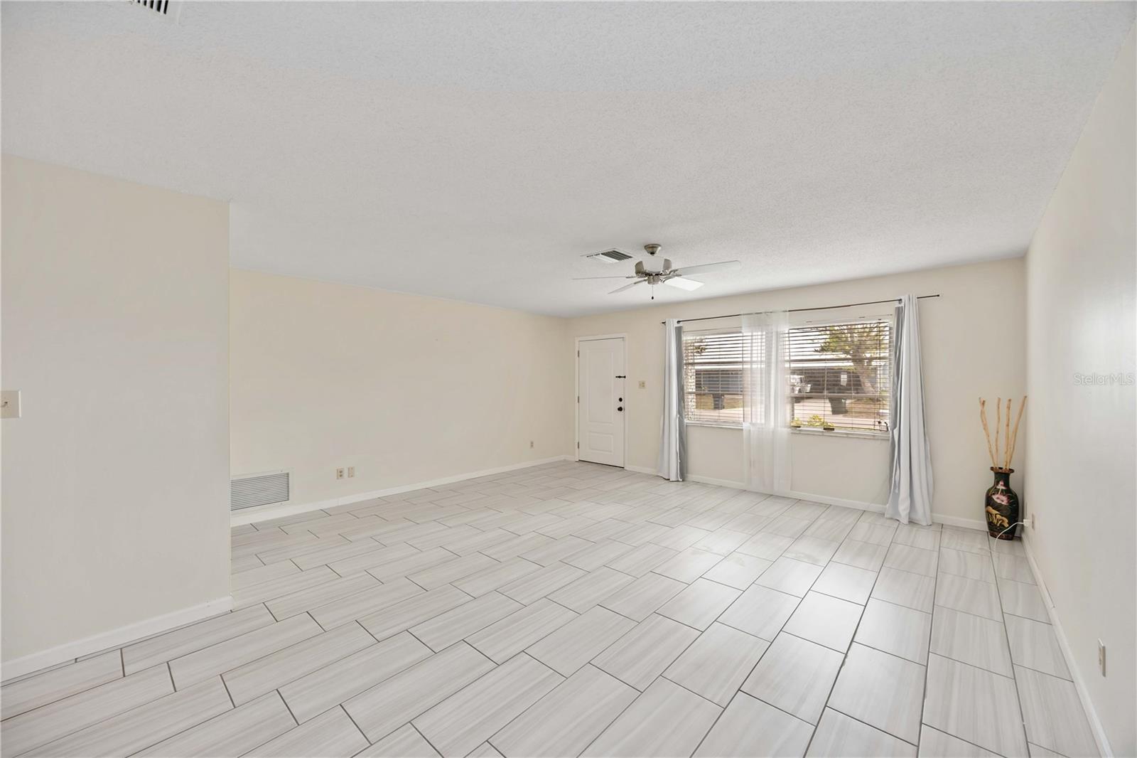181 SANDHURST DR, VENICE, FL, 34293