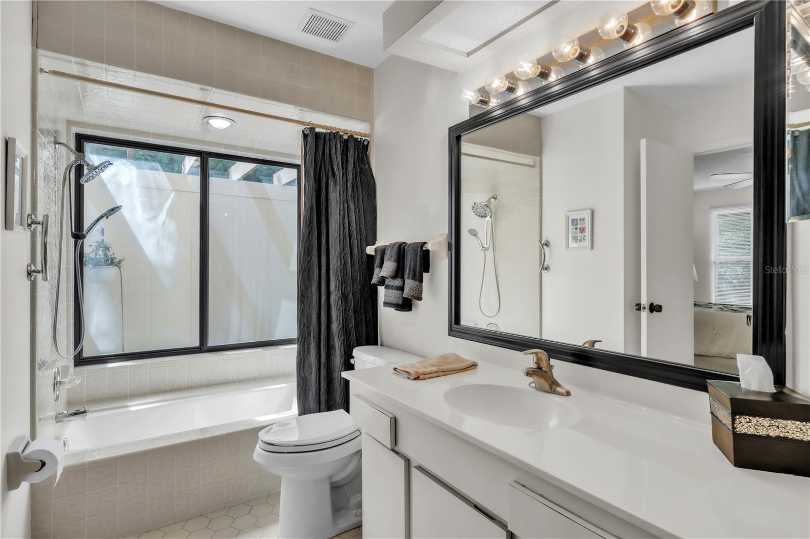 7625 4TH AVE W, BRADENTON, FL, 34209