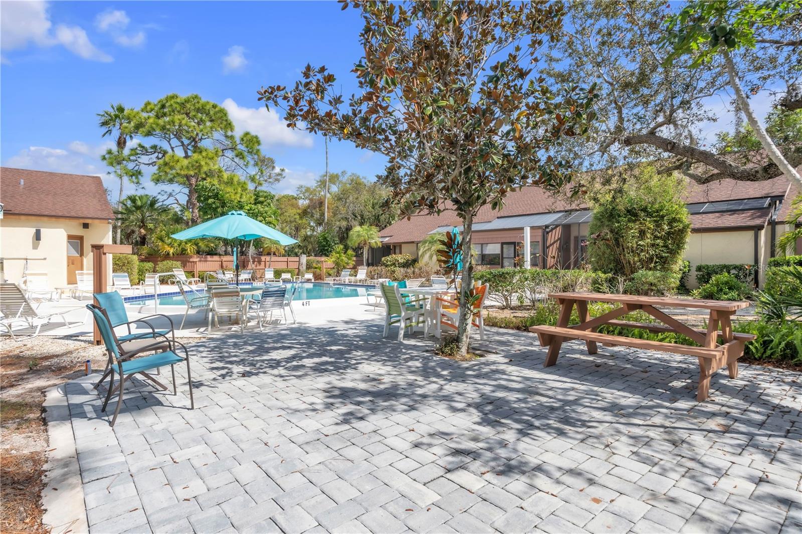 7625 4TH AVE W, BRADENTON, FL, 34209