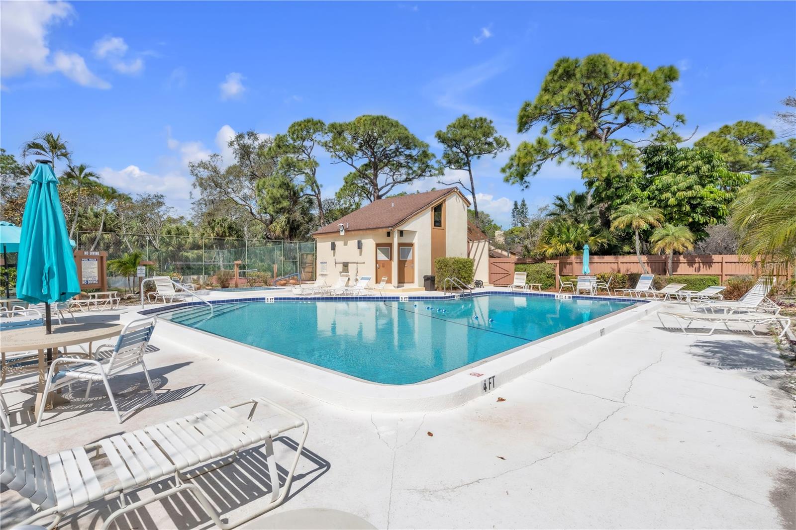 7625 4TH AVE W, BRADENTON, FL, 34209