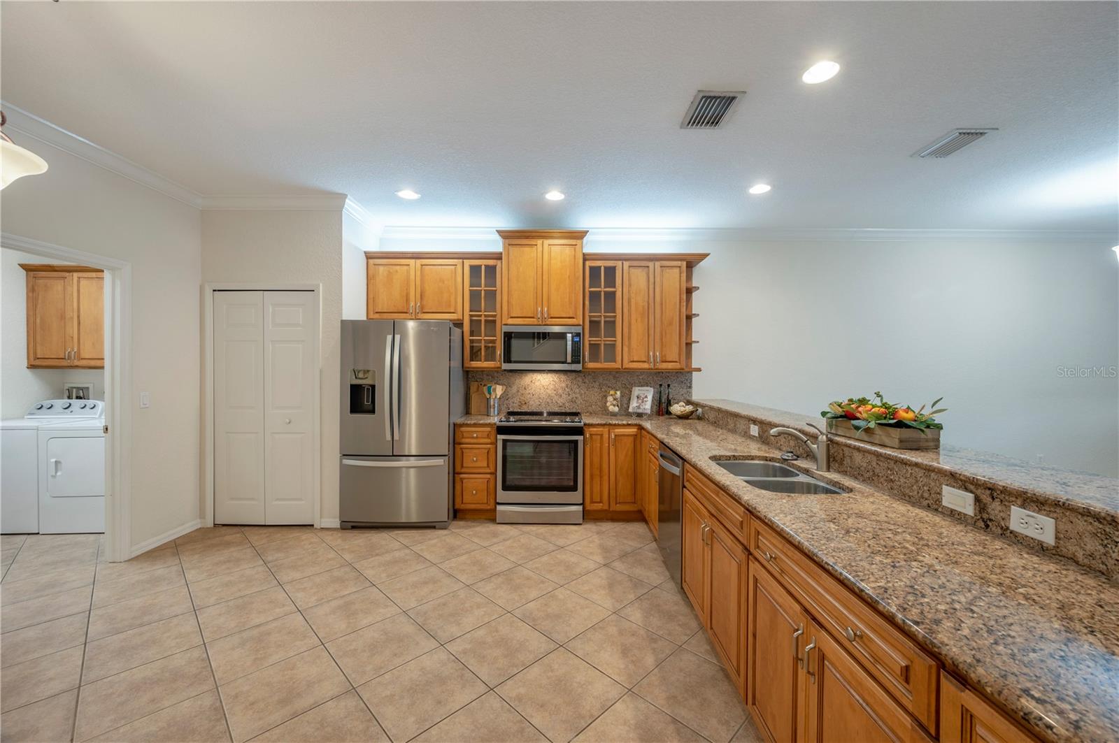 9719 TAYLOR ROSE LN, SEMINOLE, FL, 33777