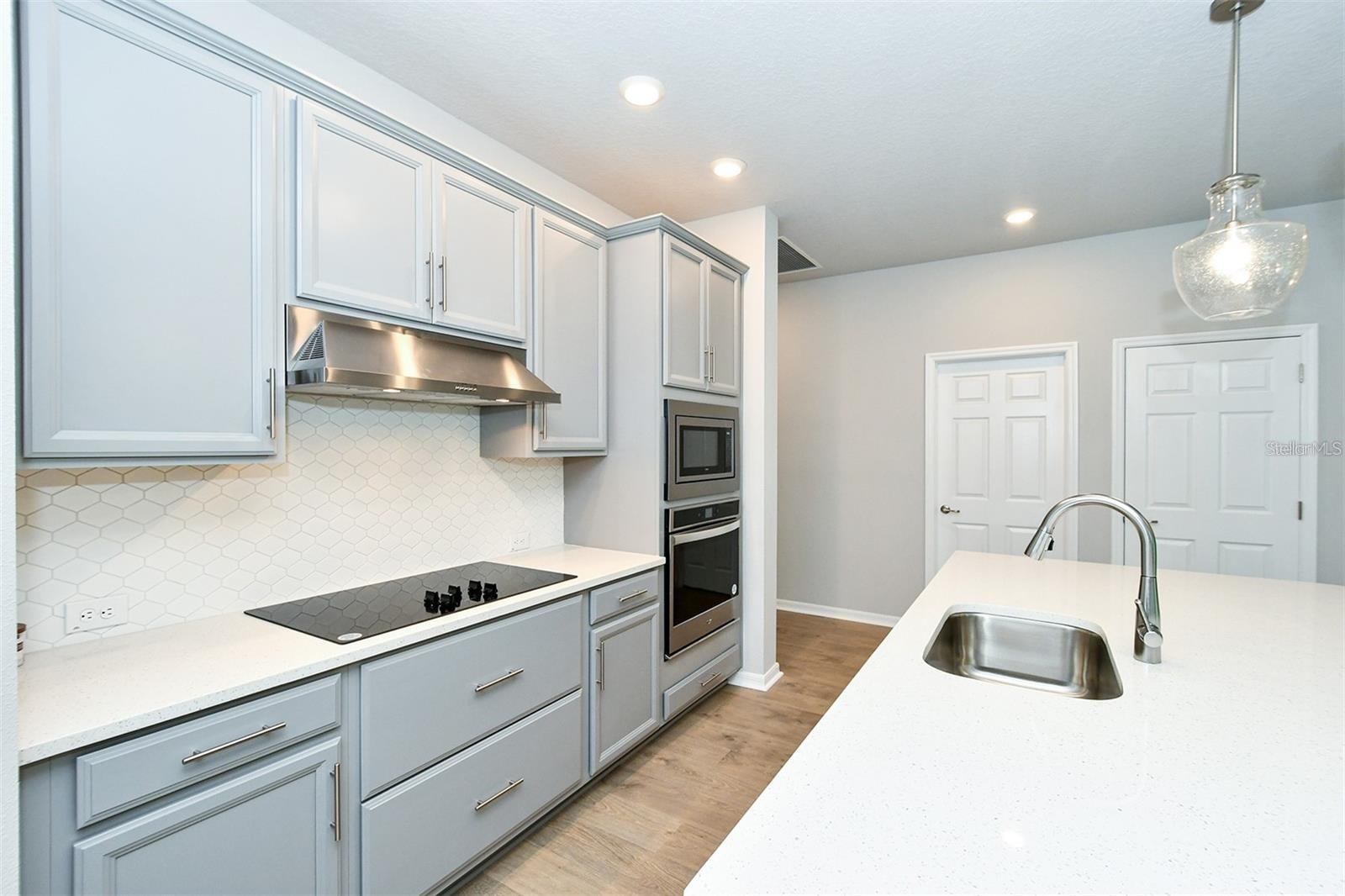 8126 TRIMBELLE TER, PARRISH, FL, 34219