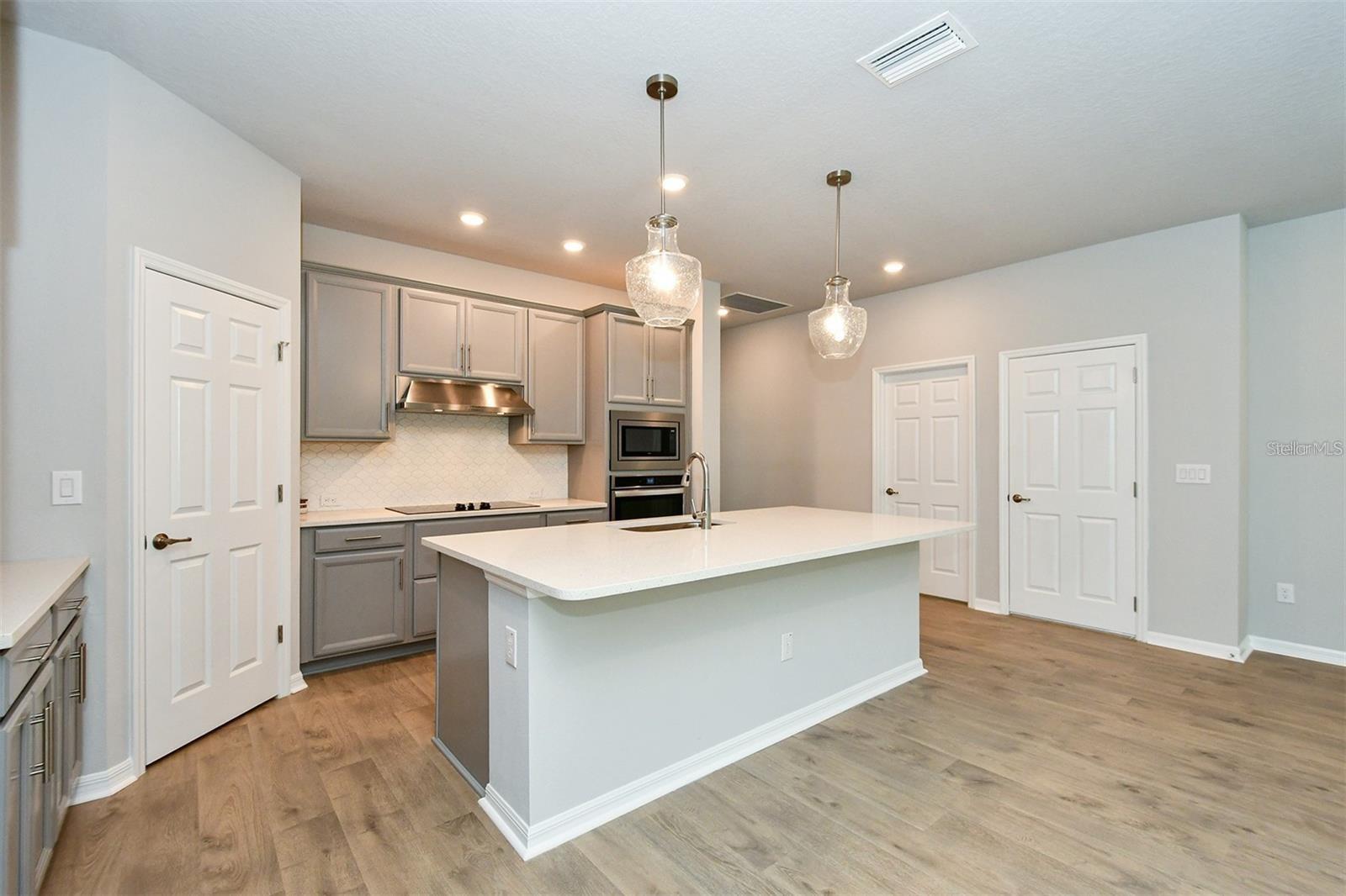 8126 TRIMBELLE TER, PARRISH, FL, 34219