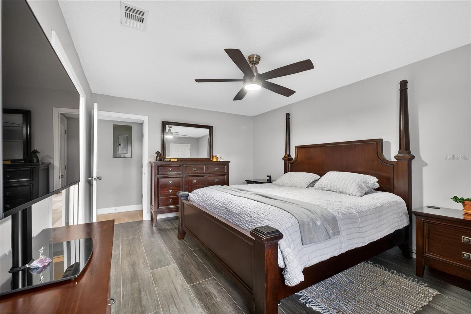 1432 FARRINDON CIR, LAKE MARY, FL, 32746