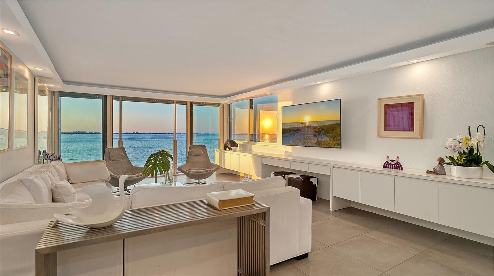 101 SUNSET DR #301, SARASOTA, FL, 34236