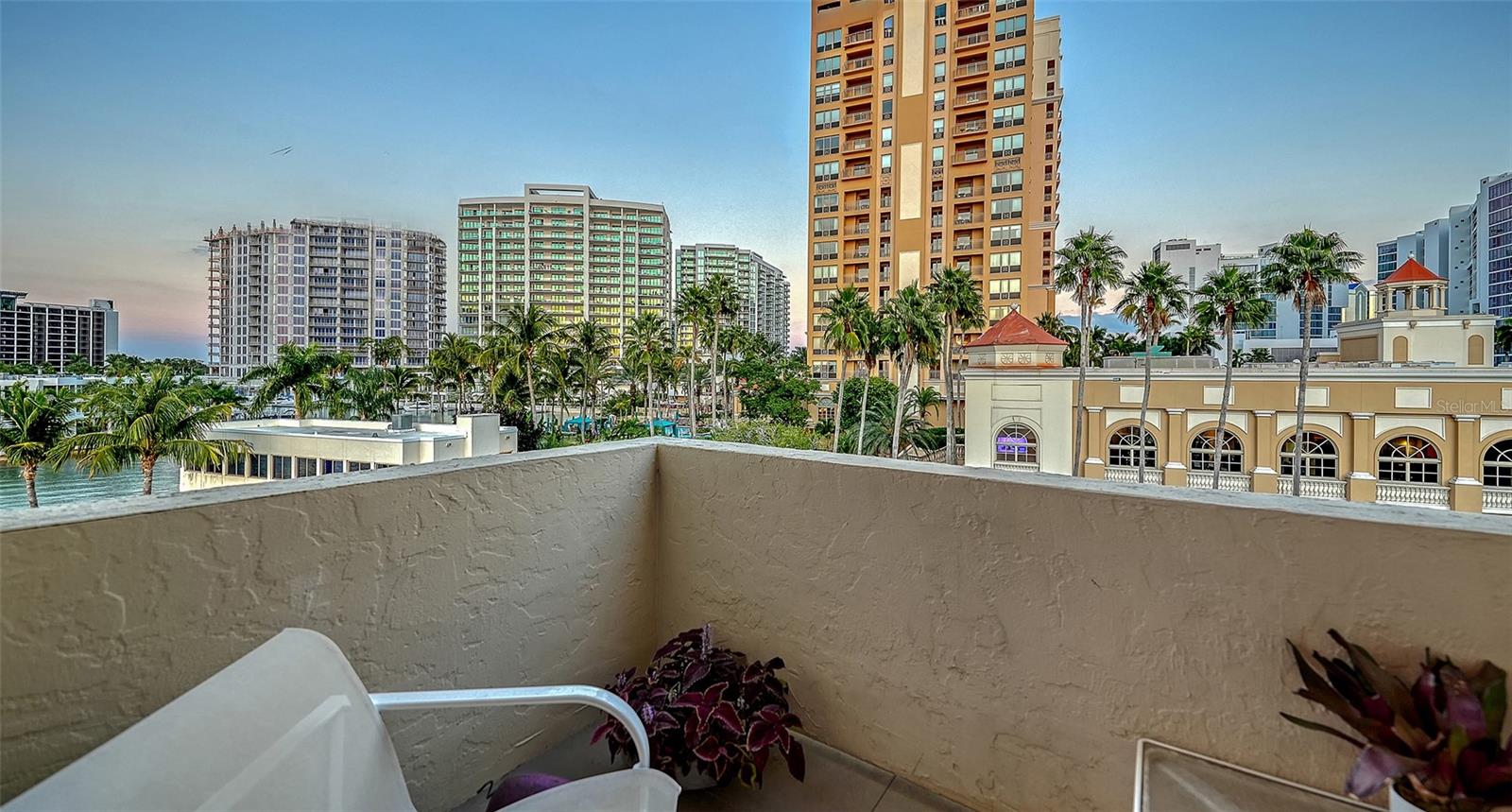 101 SUNSET DR #301, SARASOTA, FL, 34236