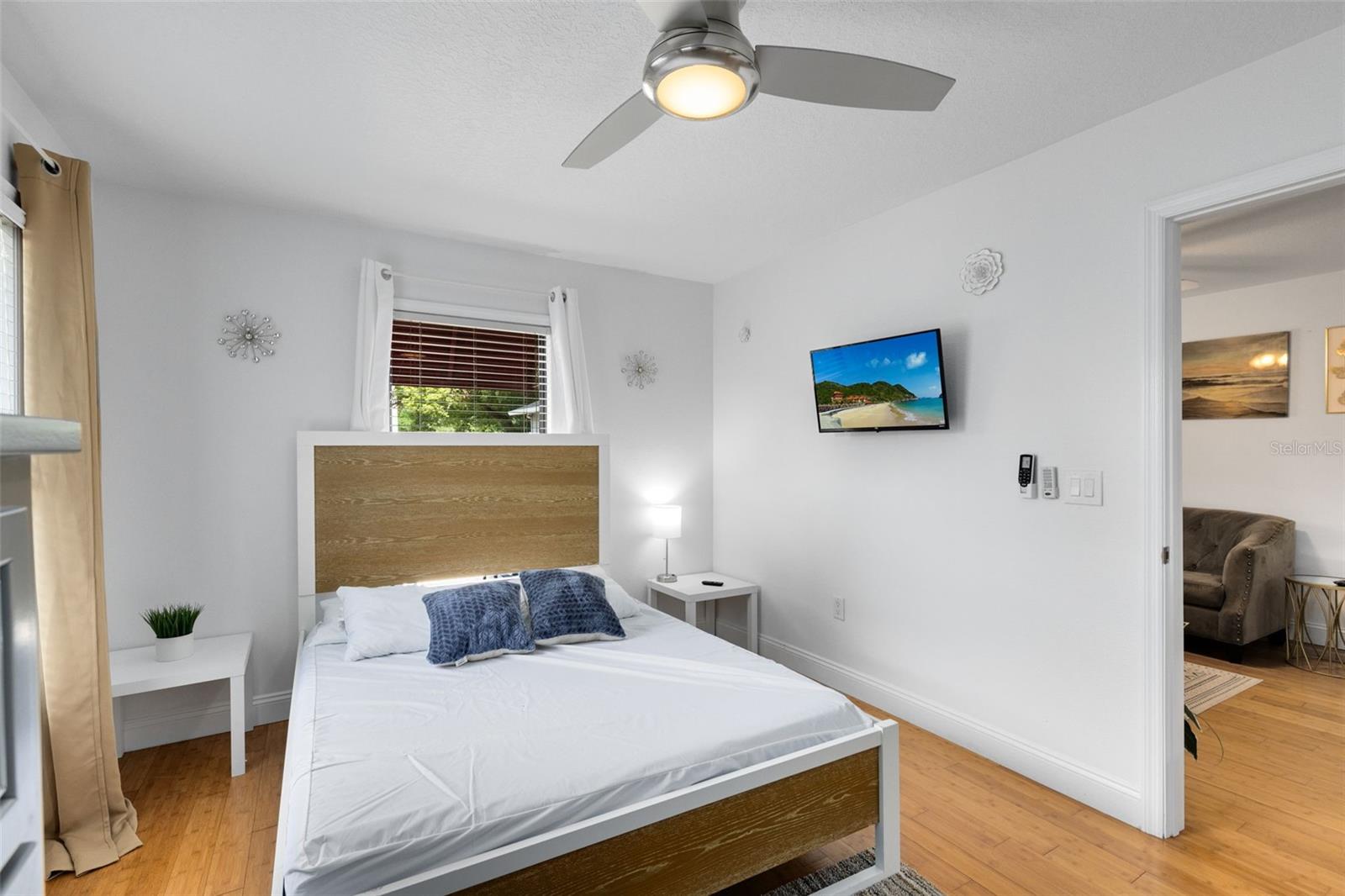921 PINE GROVE AVE, ORLANDO, FL, 32803