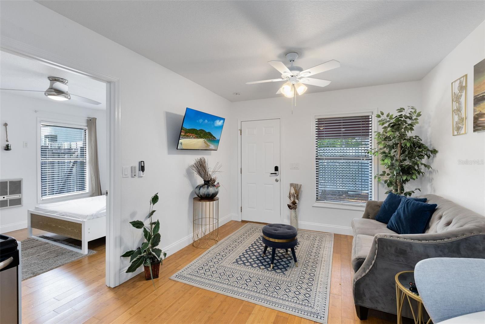 921 PINE GROVE AVE, ORLANDO, FL, 32803