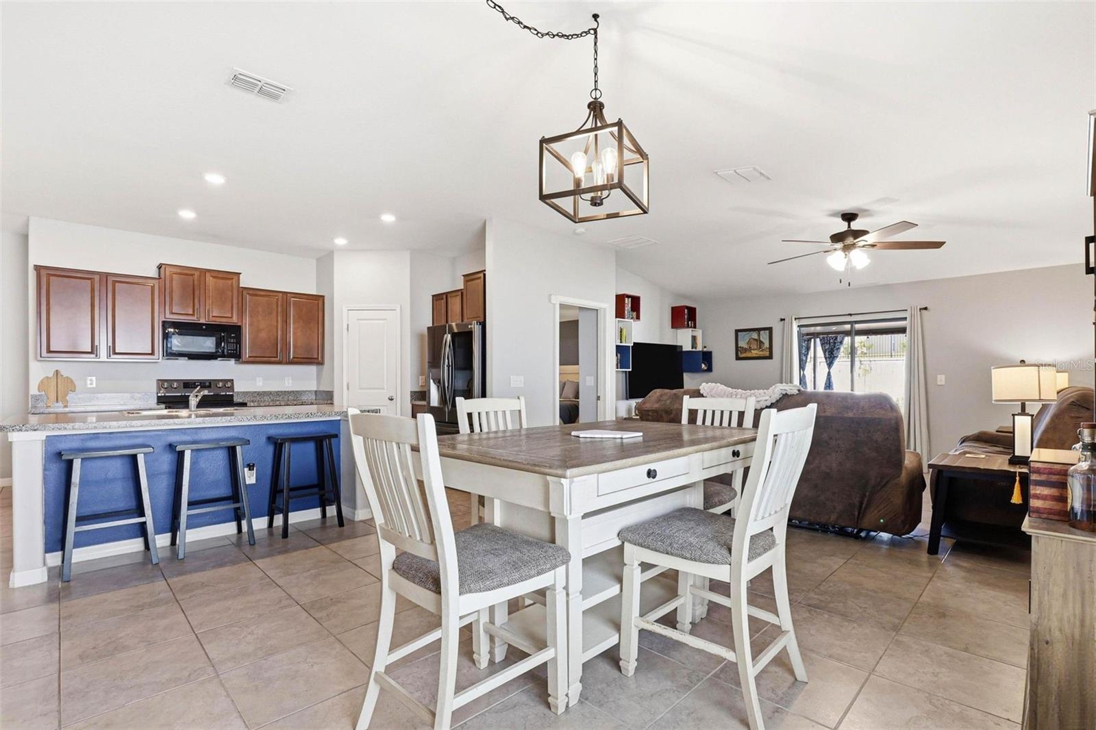 6637 WAGON TRAIL ST, ZEPHYRHILLS, FL, 33541