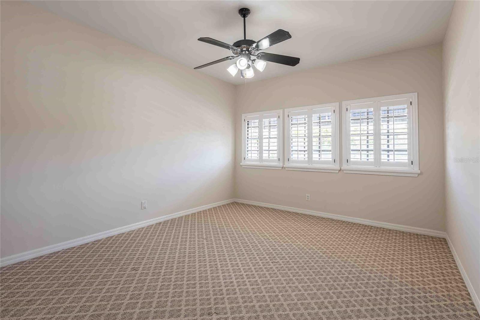 18724 WIMBLEDON CIR, LUTZ, FL, 33558