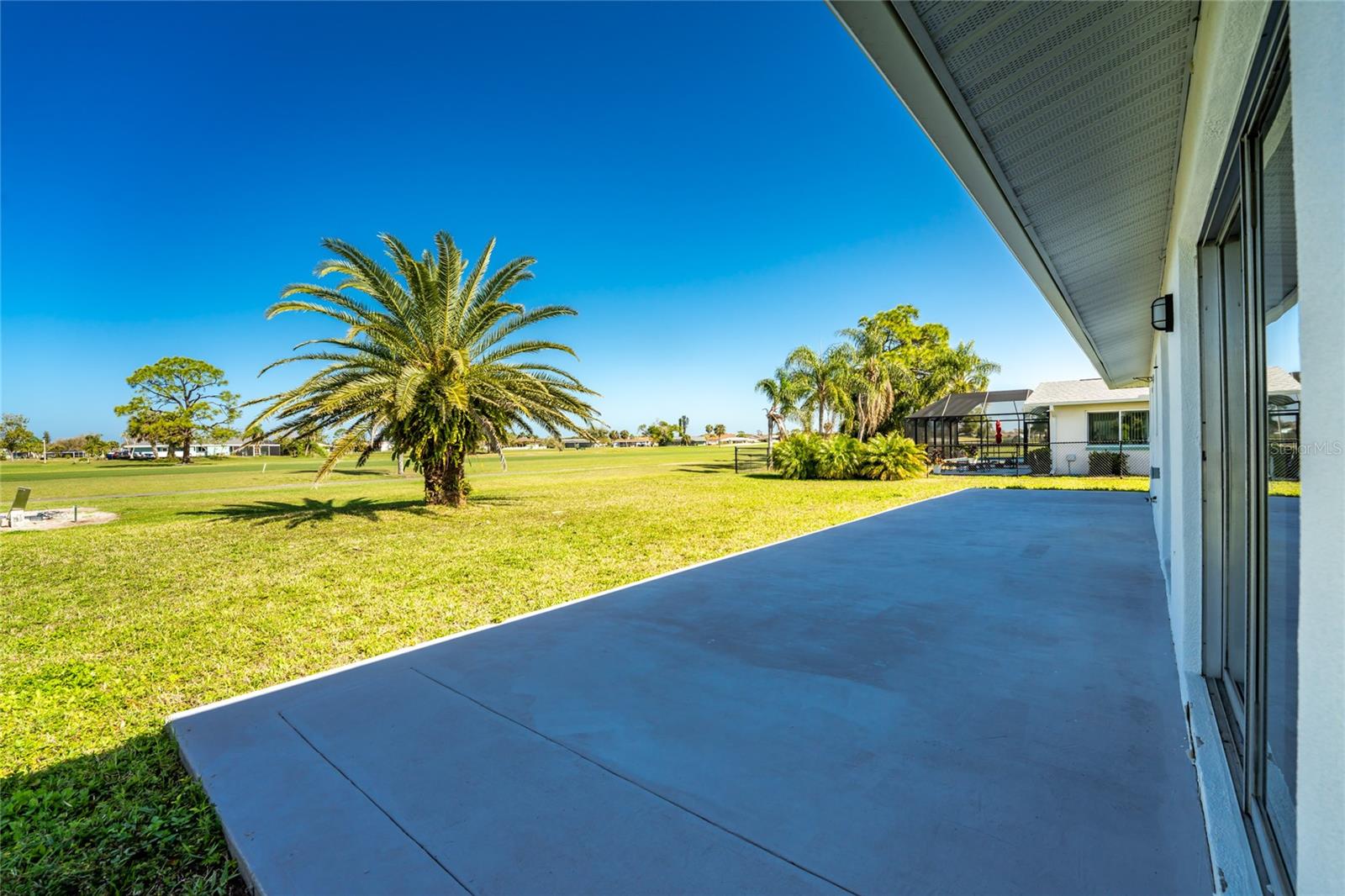 72 OAKLAND HILLS CT, ROTONDA WEST, FL, 33947