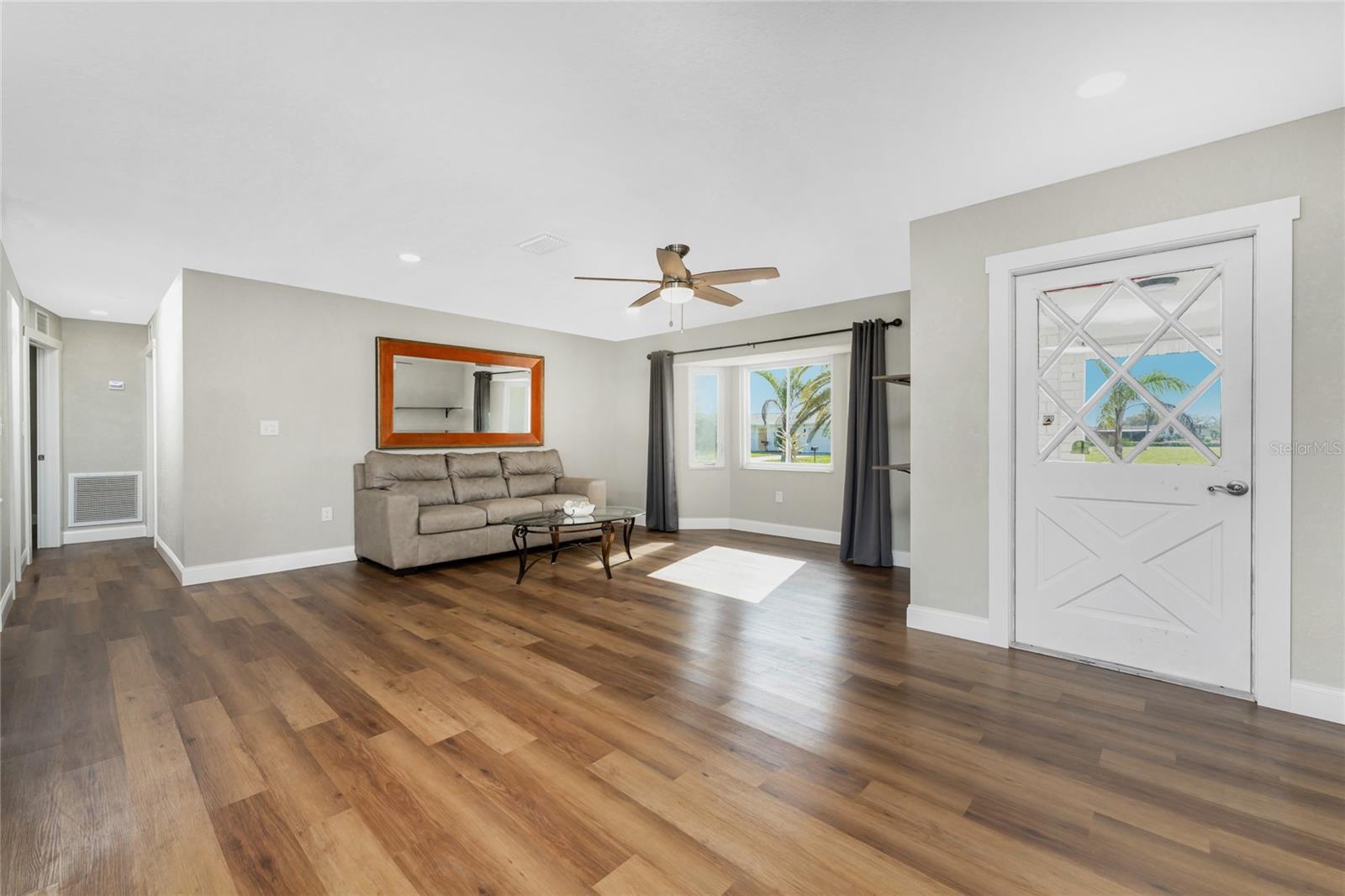 72 OAKLAND HILLS CT, ROTONDA WEST, FL, 33947