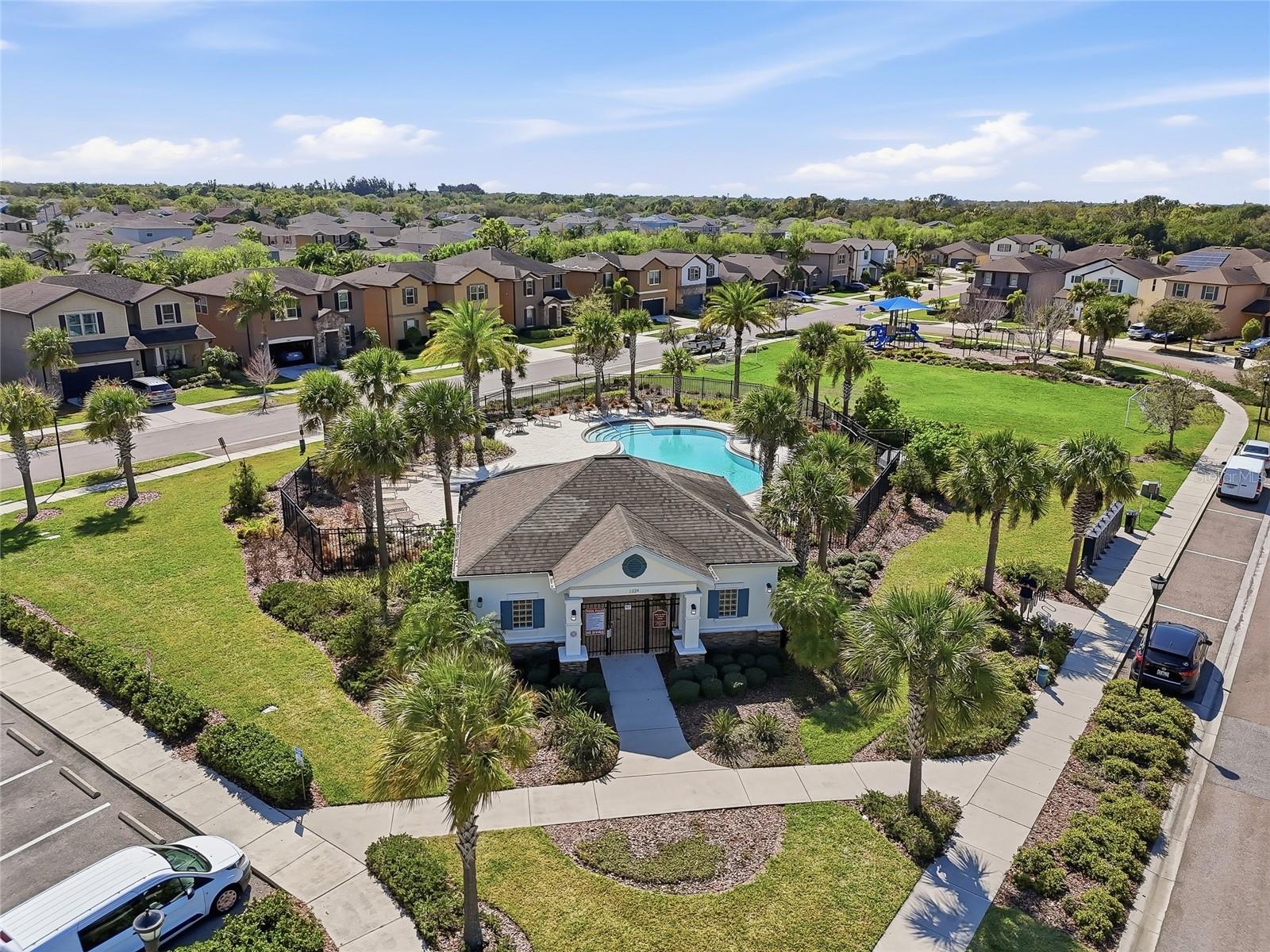 1724 PASSAGE KEY LN, RUSKIN, FL, 33570