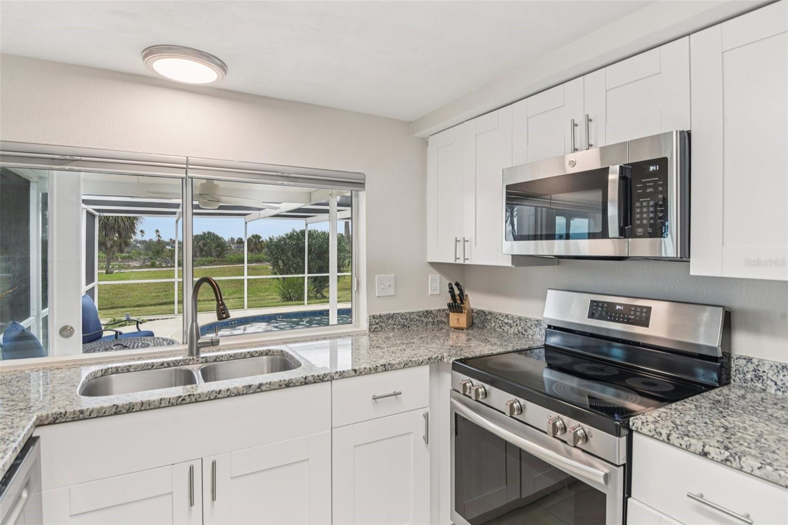 3855 TOPSAIL TRL, NEW PORT RICHEY, FL, 34652