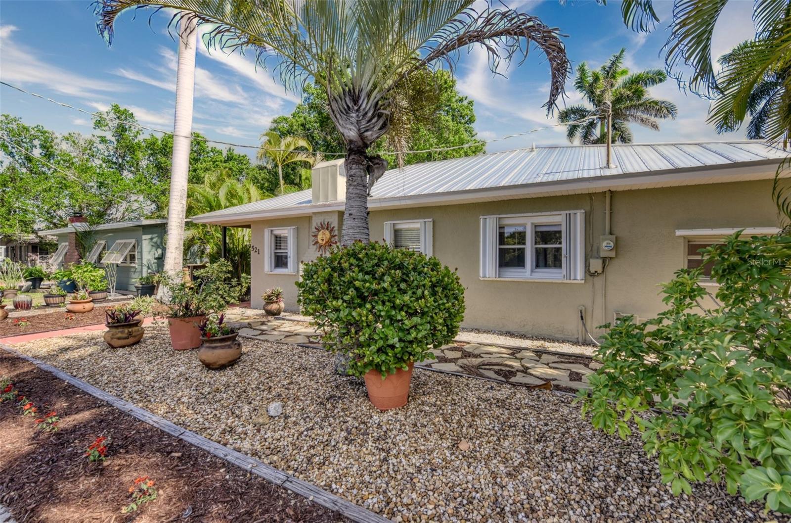 521 W OLYMPIA AVE, PUNTA GORDA, FL, 33950