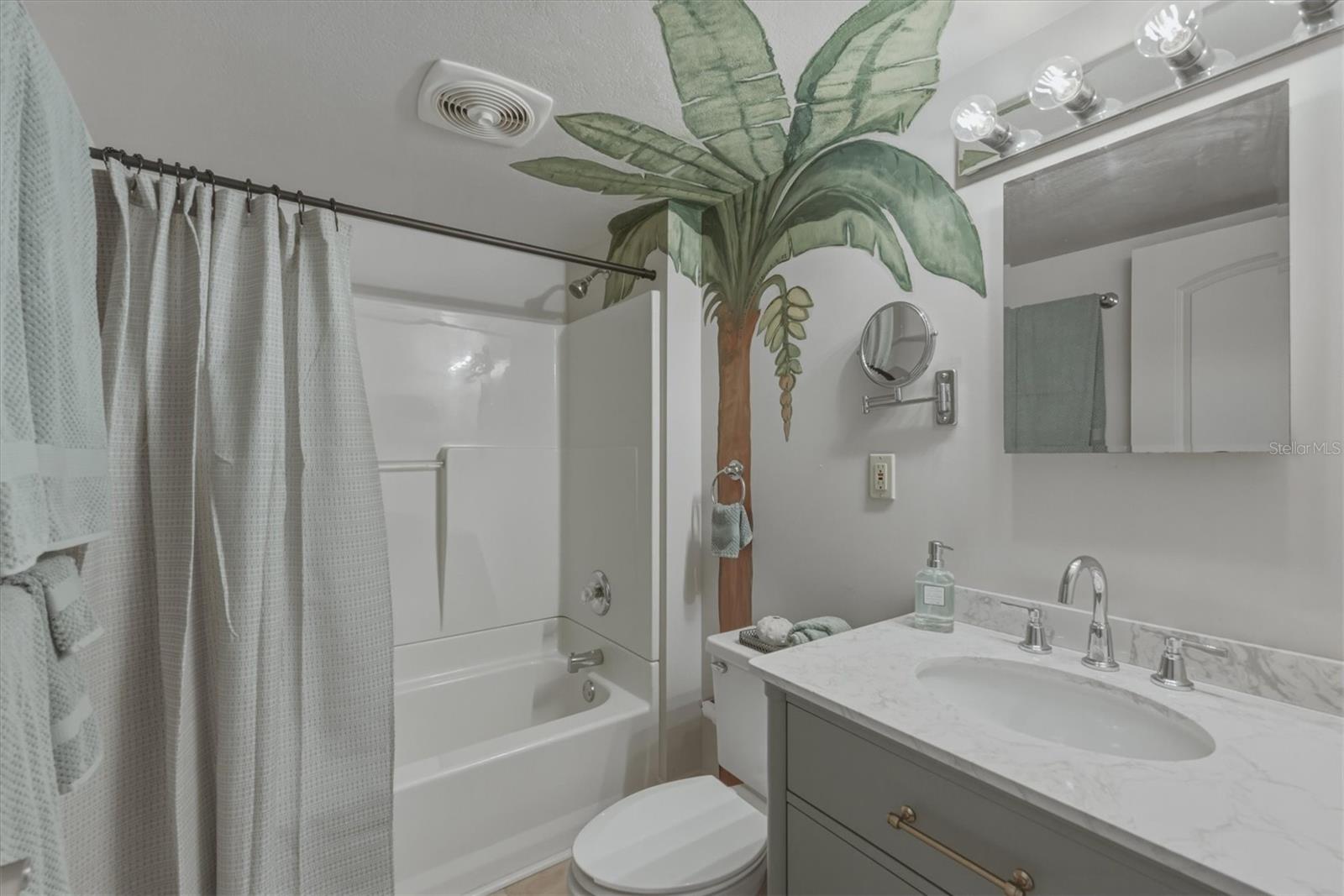 521 W OLYMPIA AVE, PUNTA GORDA, FL, 33950