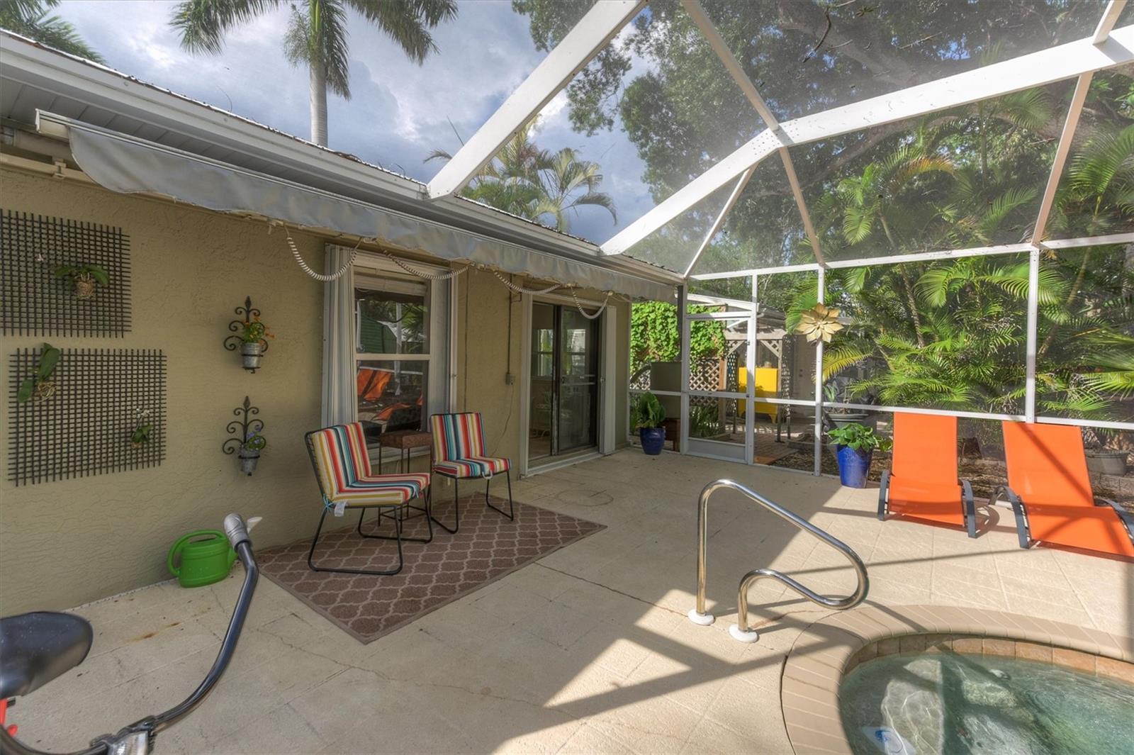 521 W OLYMPIA AVE, PUNTA GORDA, FL, 33950