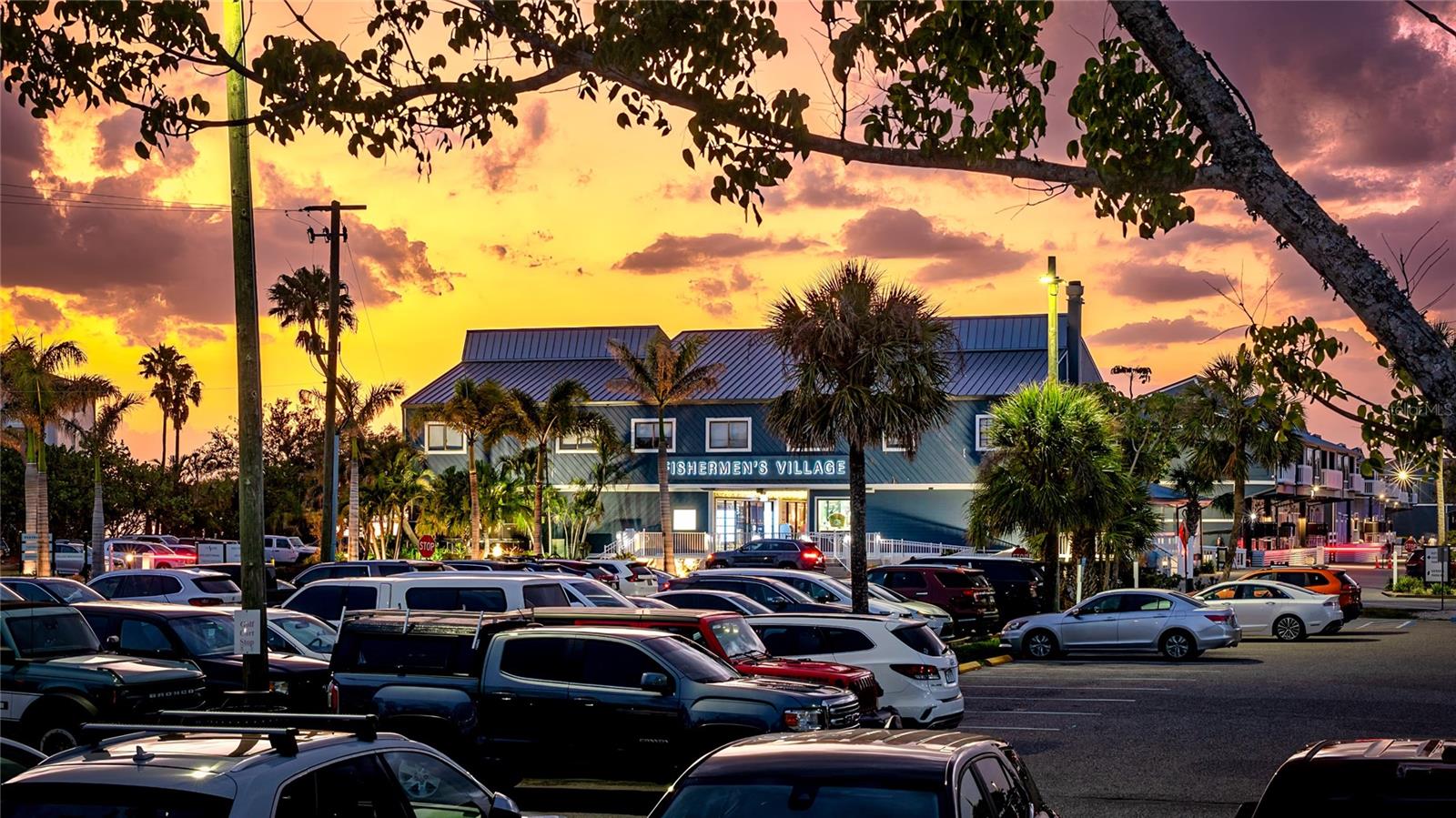 521 W OLYMPIA AVE, PUNTA GORDA, FL, 33950