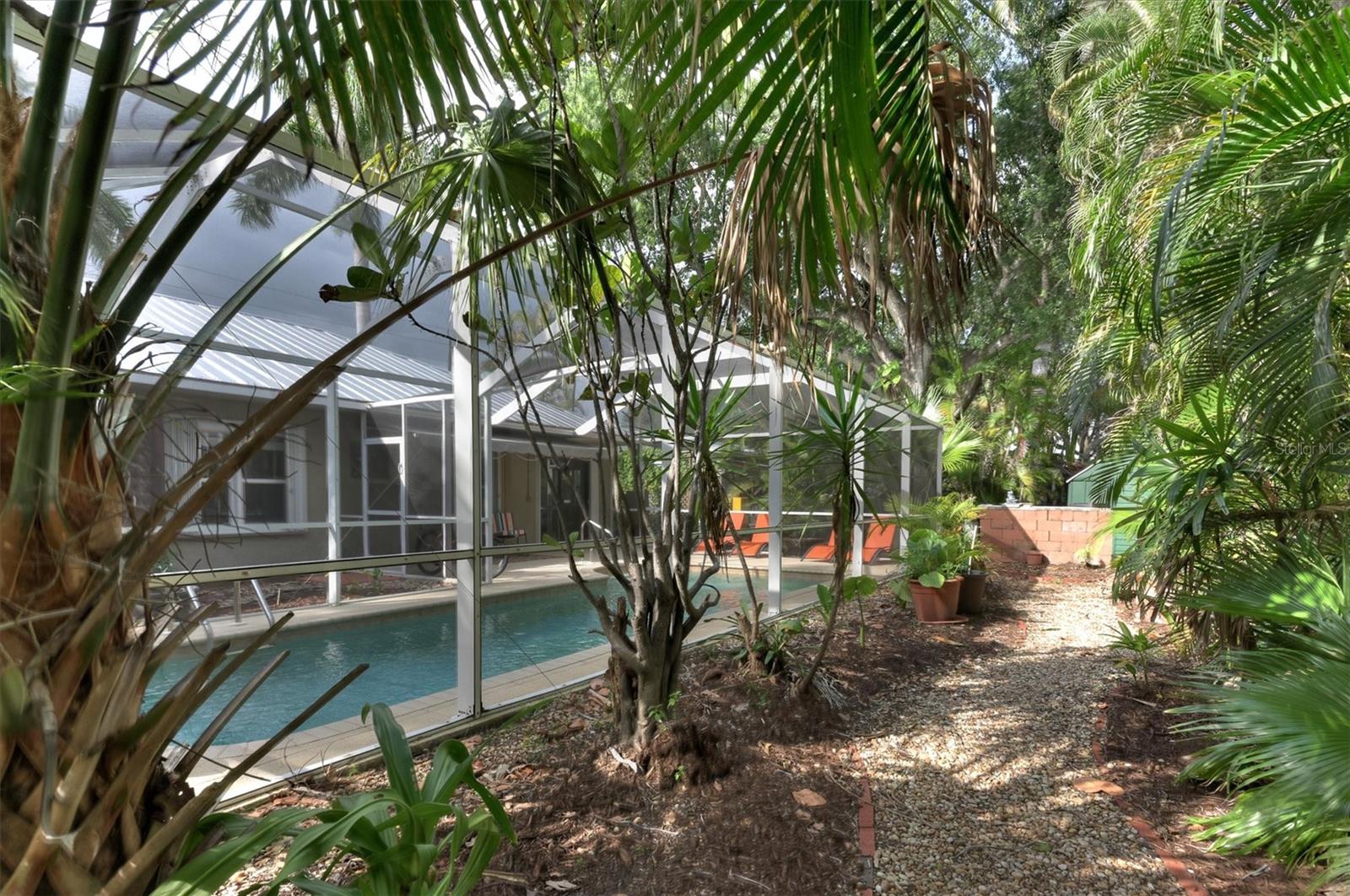 521 W OLYMPIA AVE, PUNTA GORDA, FL, 33950