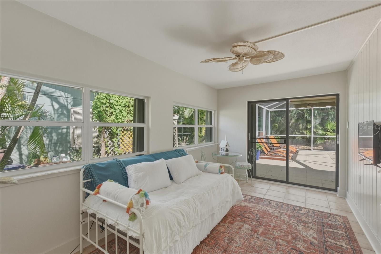 521 W OLYMPIA AVE, PUNTA GORDA, FL, 33950