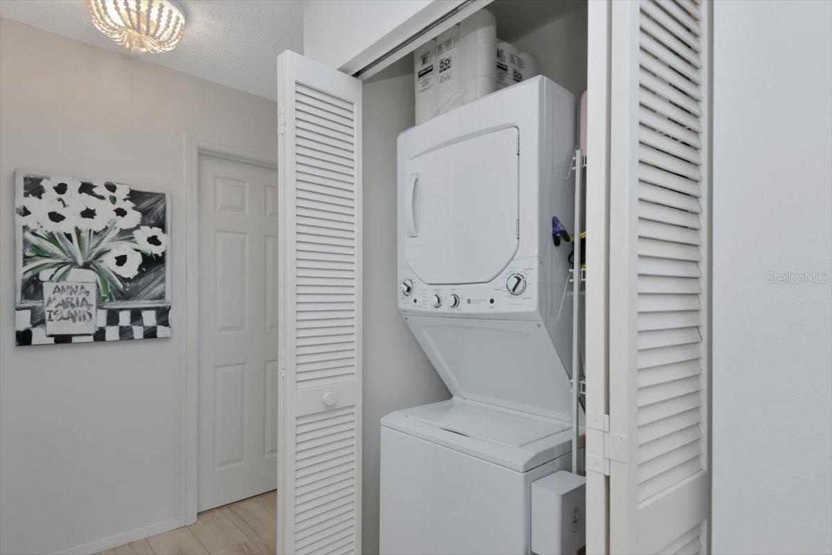 946 SANDPIPER CIR #946, BRADENTON, FL, 34209