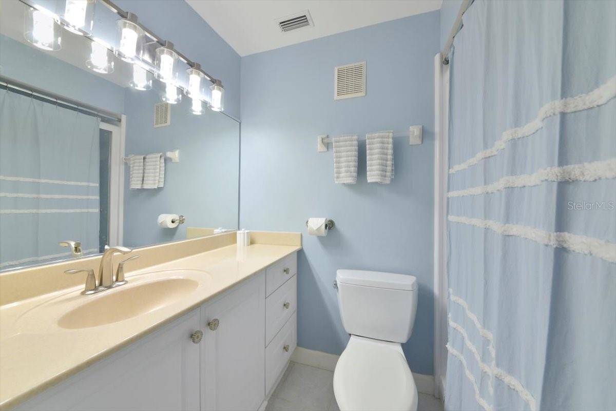 946 SANDPIPER CIR #946, BRADENTON, FL, 34209