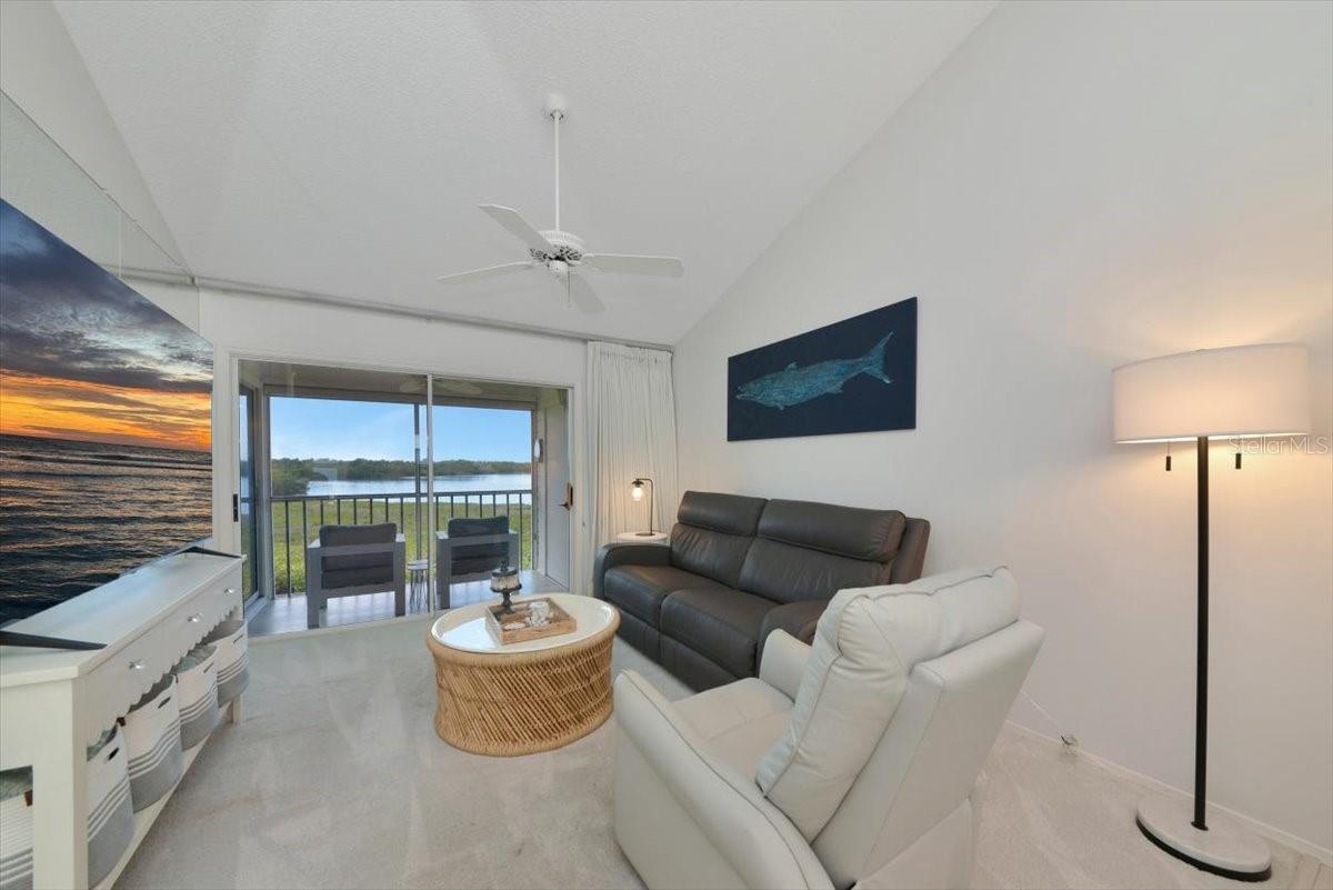 946 SANDPIPER CIR #946, BRADENTON, FL, 34209