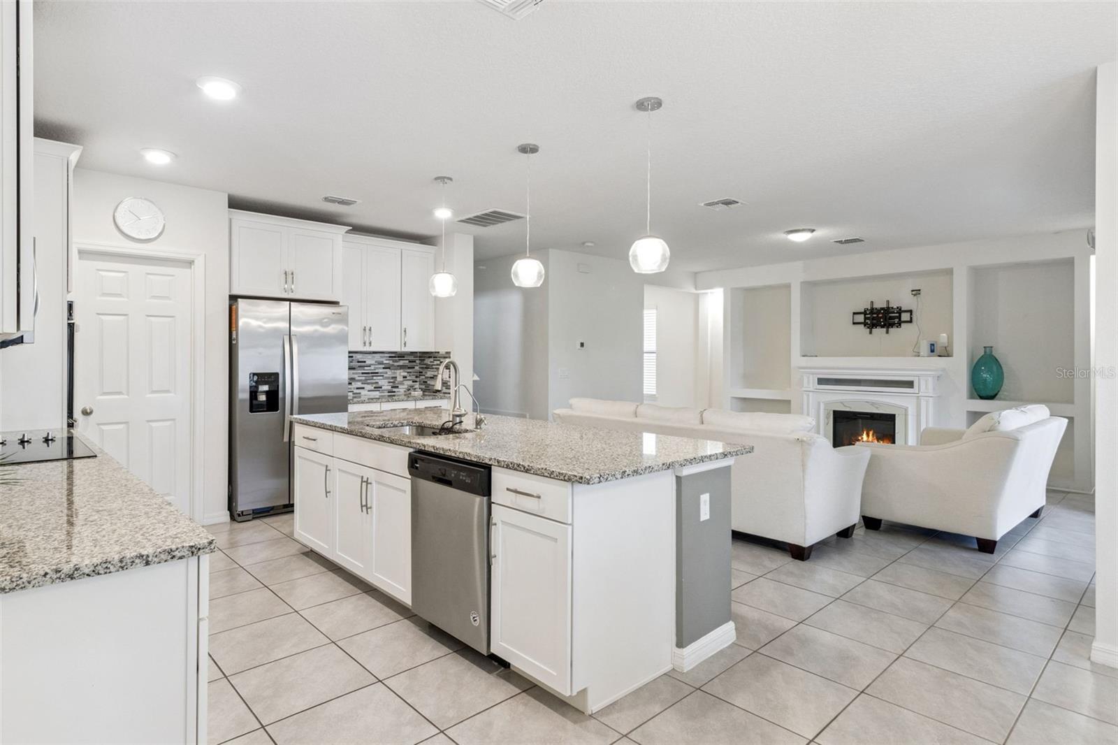 2835 NOBLE CROW DR, KISSIMMEE, FL, 34744