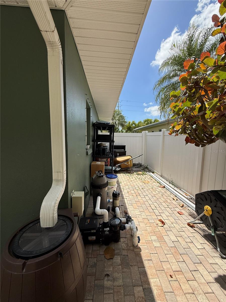 2058 NURSERY RD, CLEARWATER, FL, 33764