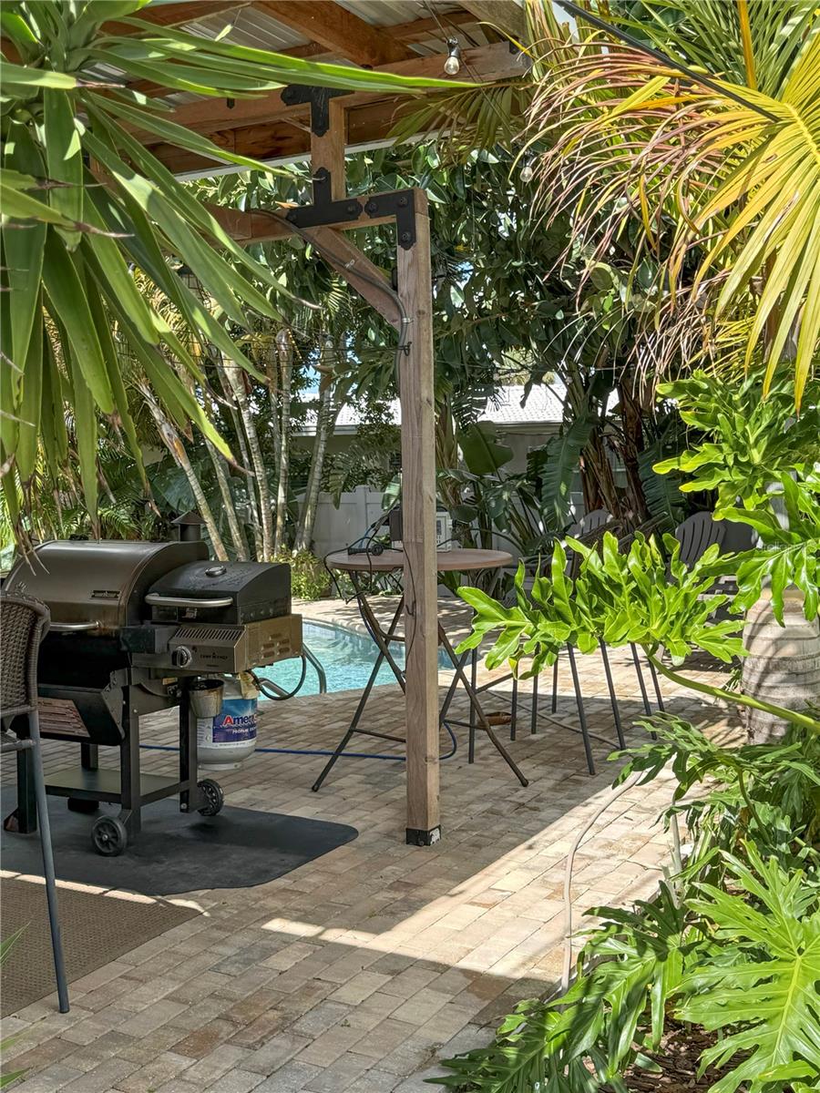 2058 NURSERY RD, CLEARWATER, FL, 33764