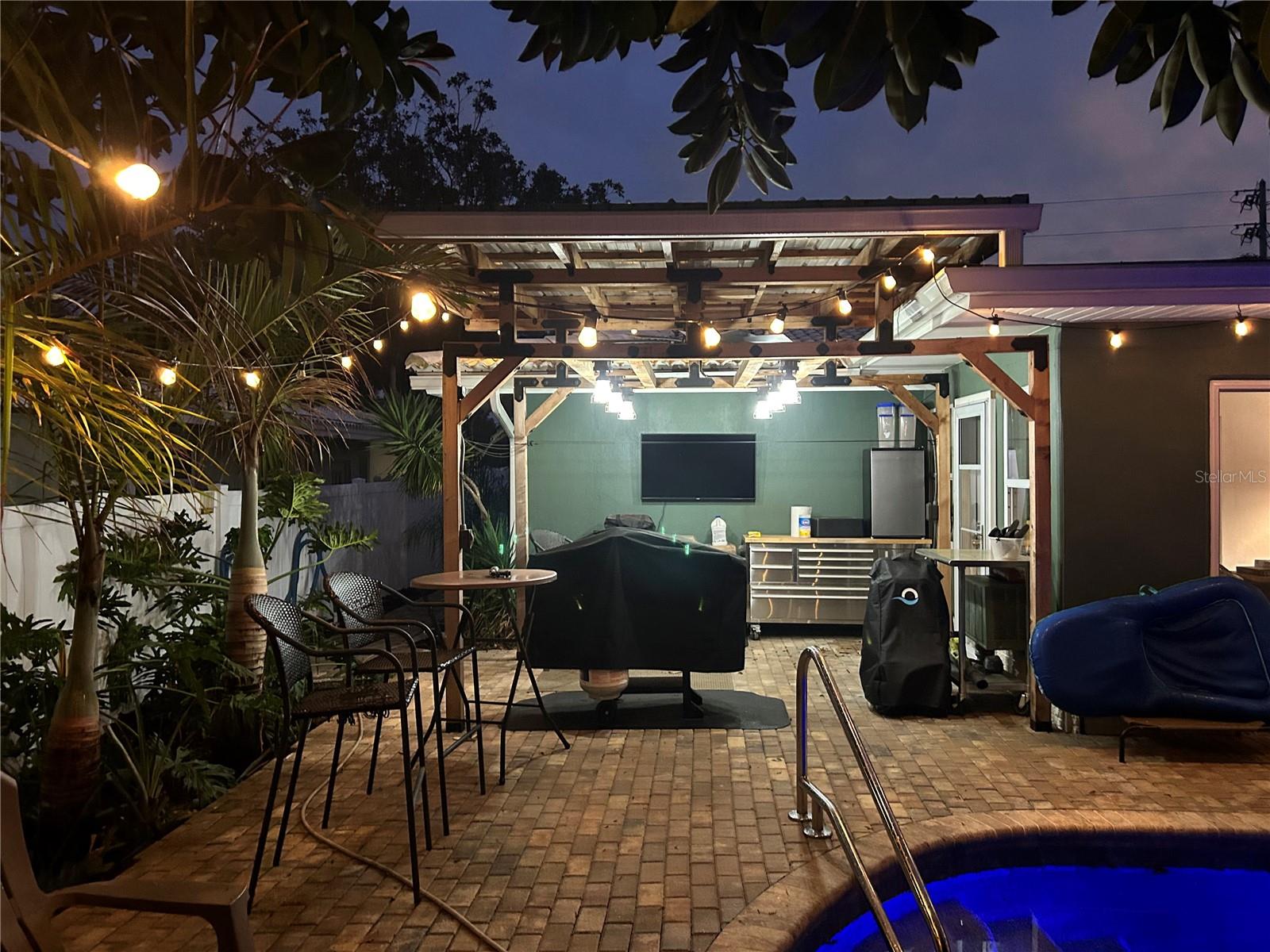 2058 NURSERY RD, CLEARWATER, FL, 33764