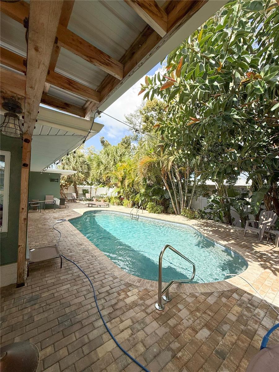 2058 NURSERY RD, CLEARWATER, FL, 33764