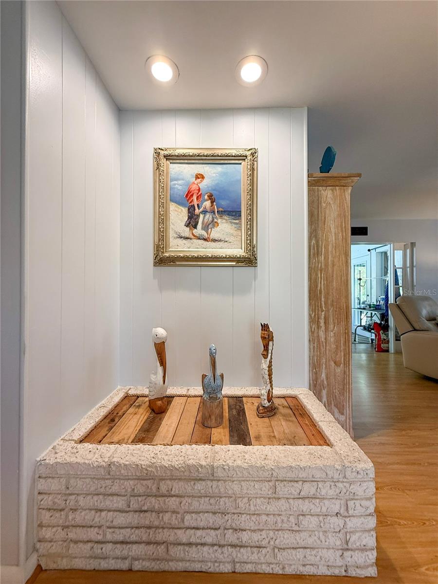 2058 NURSERY RD, CLEARWATER, FL, 33764