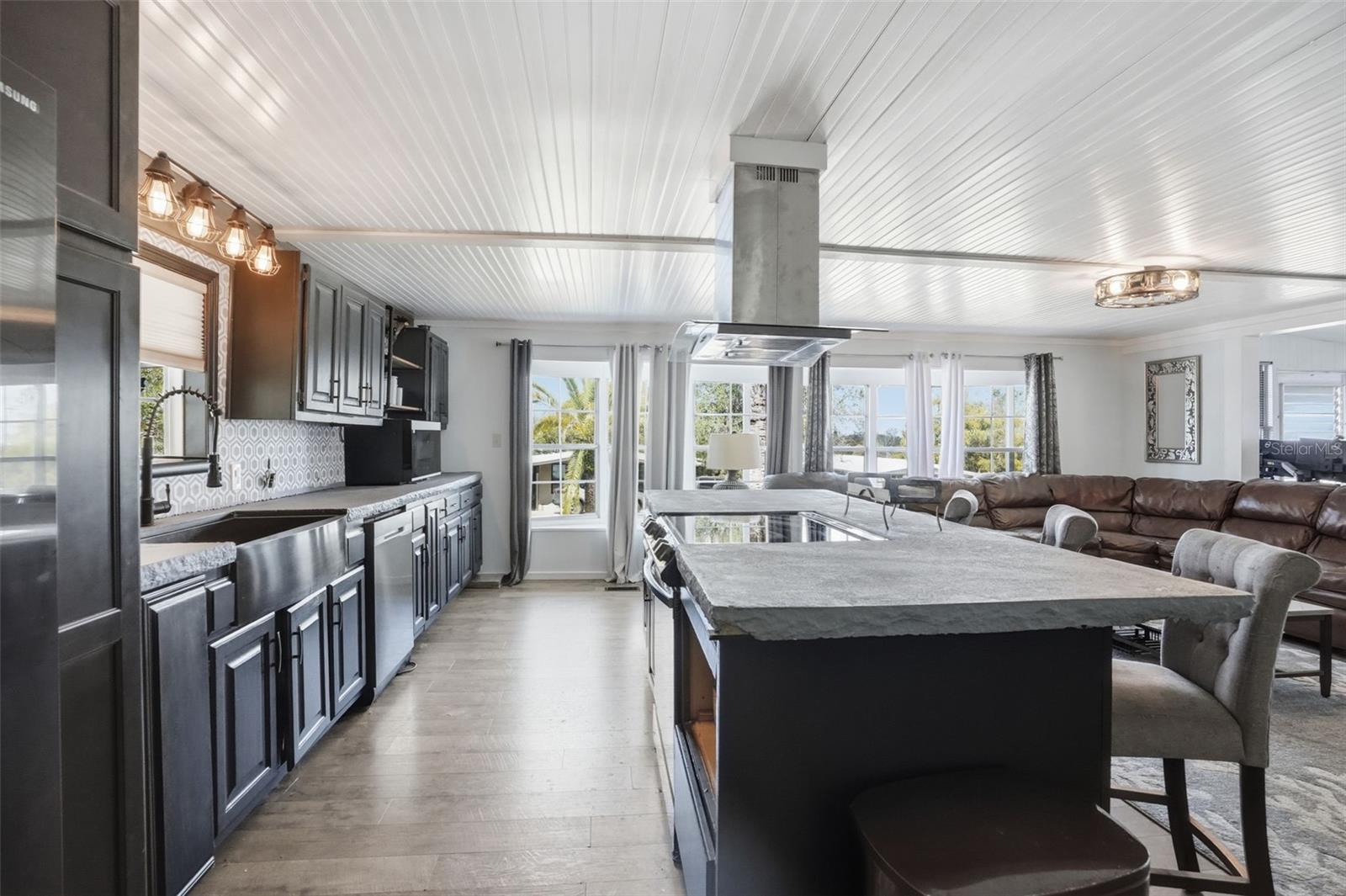 8060 STOCKHOLM ST, BROOKSVILLE, FL, 34613