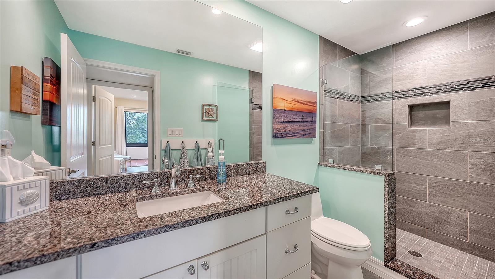 1200 EAST PEPPERTREE LANE #302, SARASOTA, FL, 34242