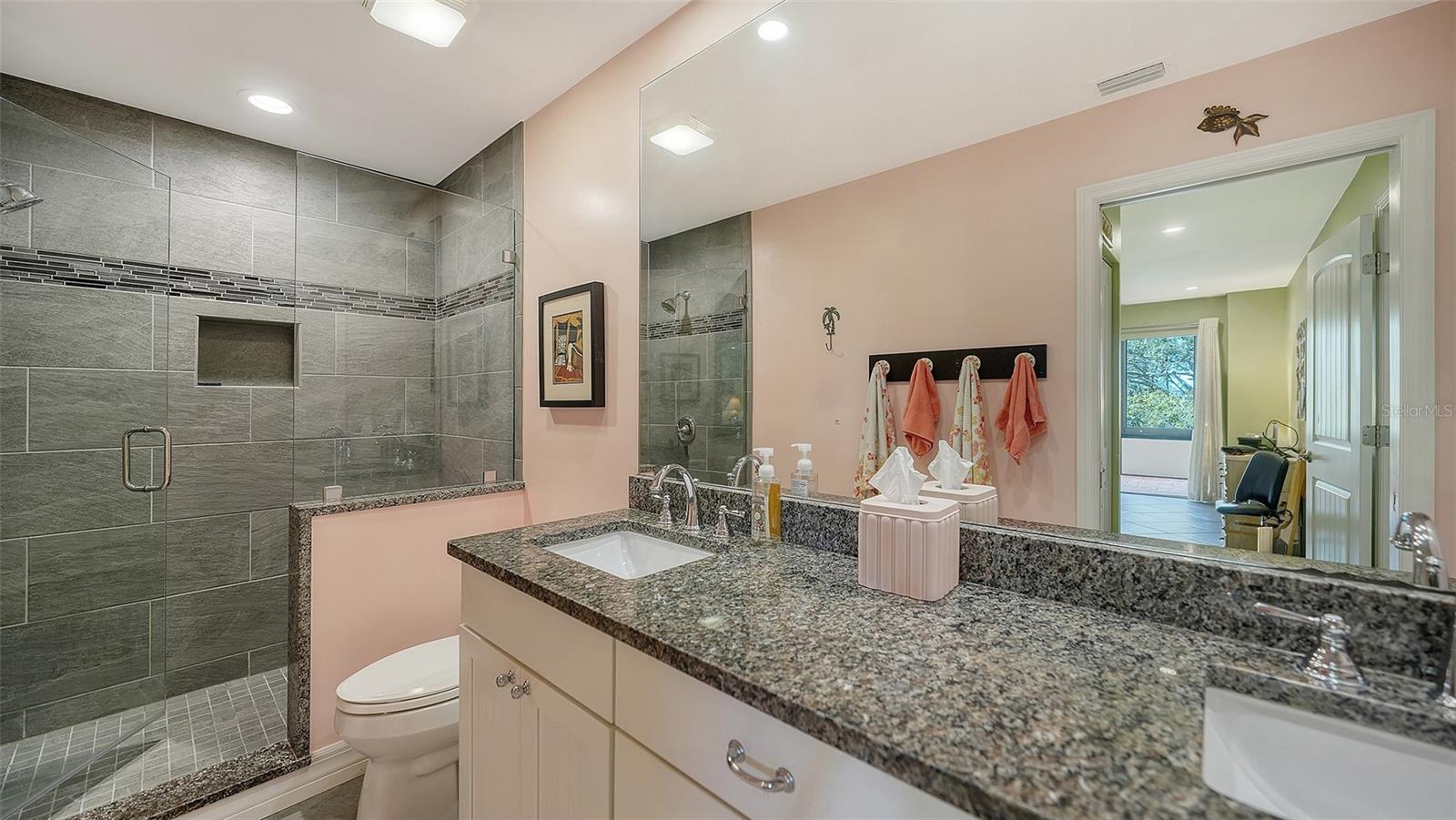 1200 EAST PEPPERTREE LANE #302, SARASOTA, FL, 34242