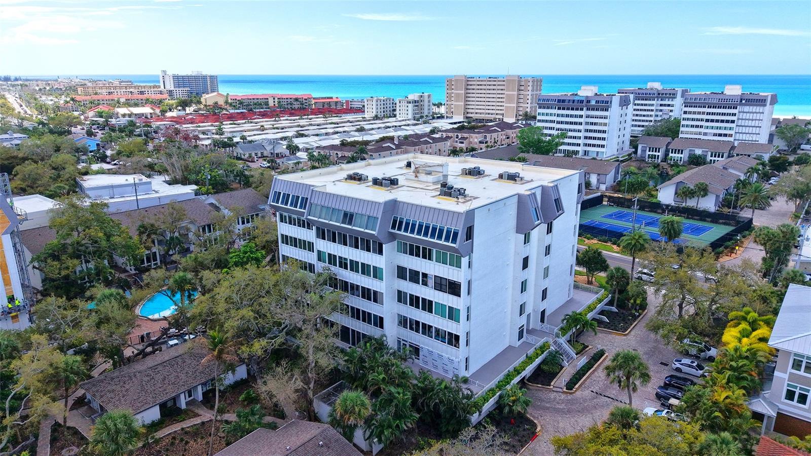 1200 EAST PEPPERTREE LANE #302, SARASOTA, FL, 34242