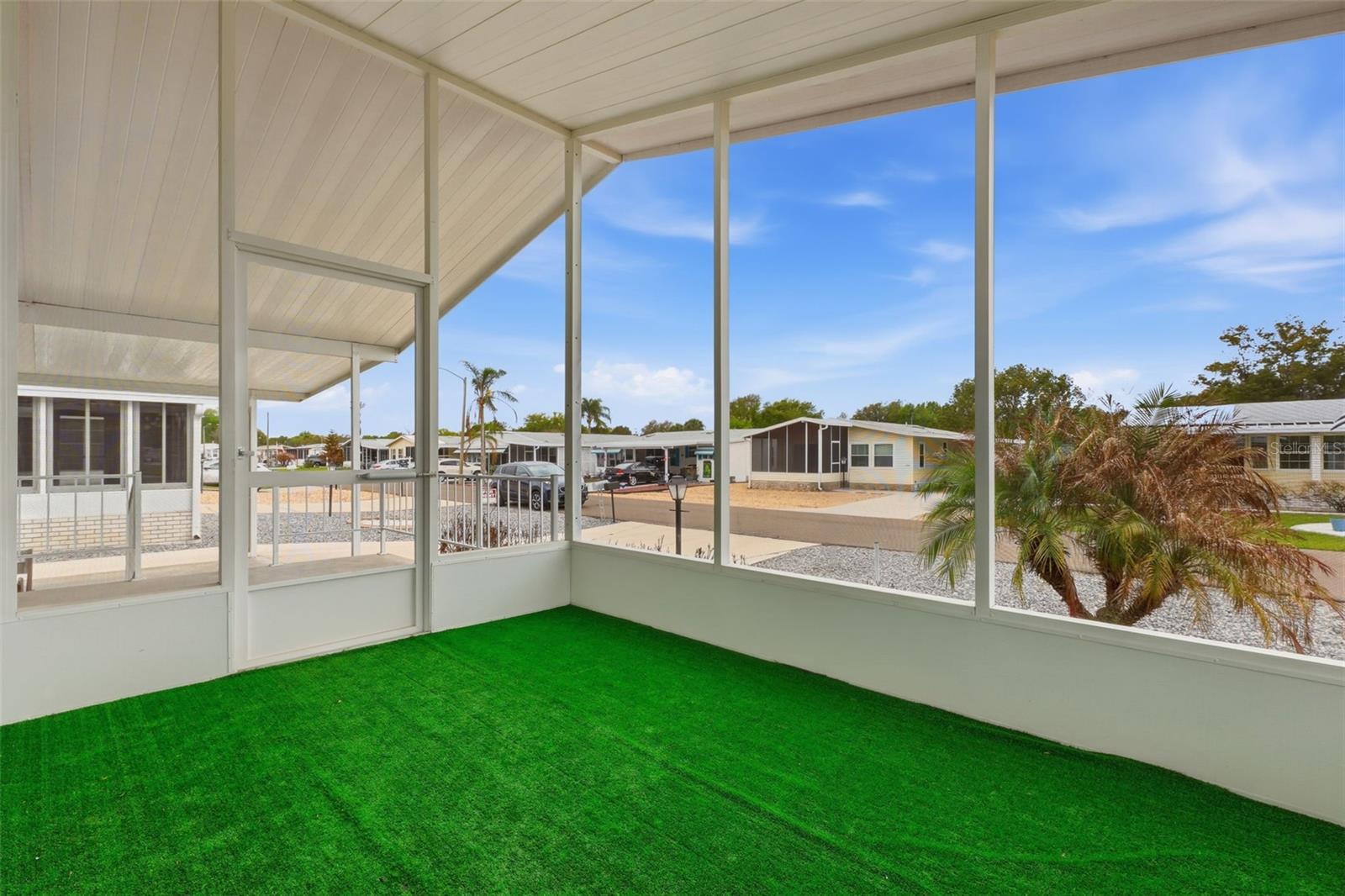 266 DOUGLAS PARK AVE, DAVENPORT, FL, 33897