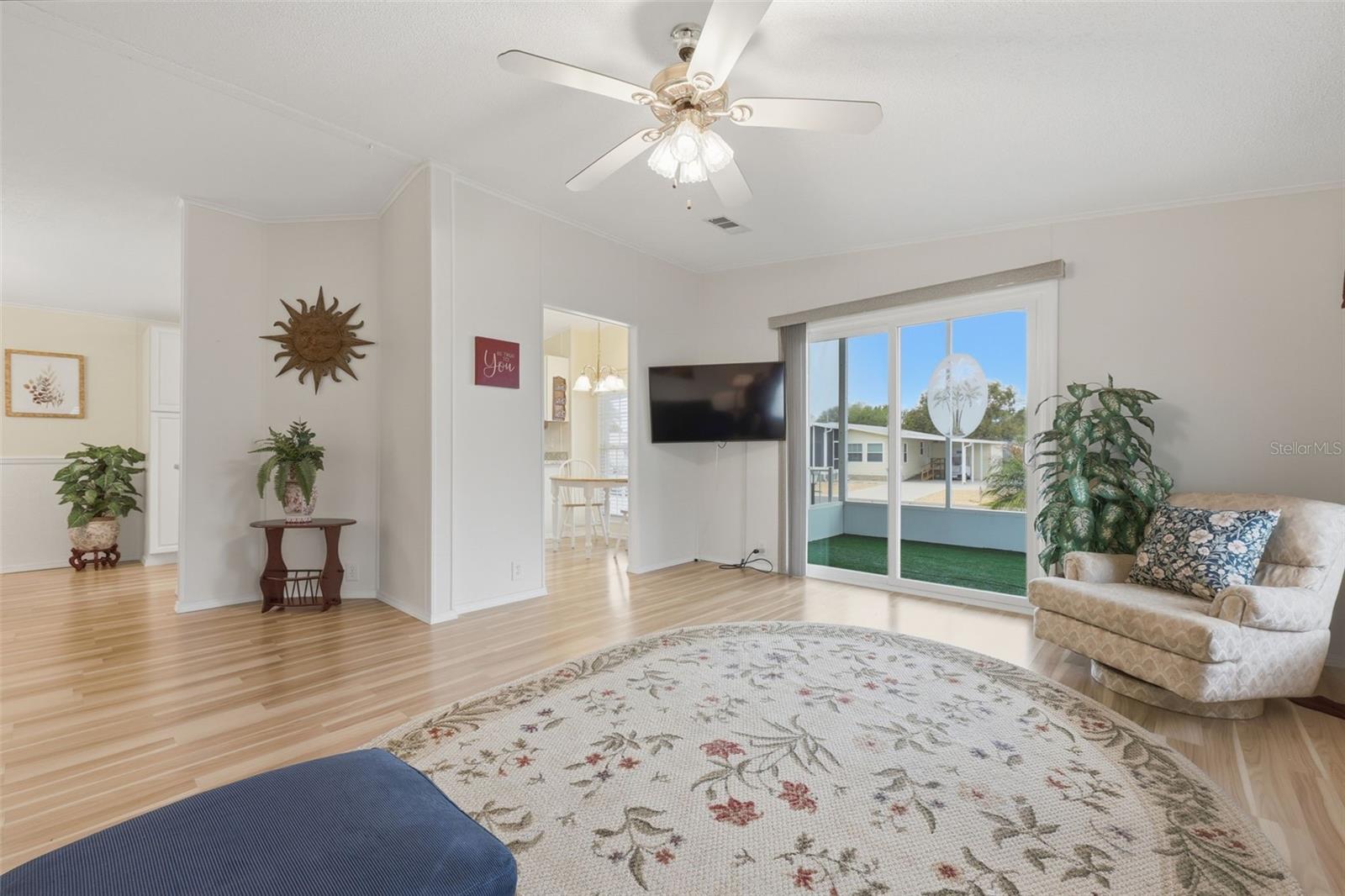 266 DOUGLAS PARK AVE, DAVENPORT, FL, 33897